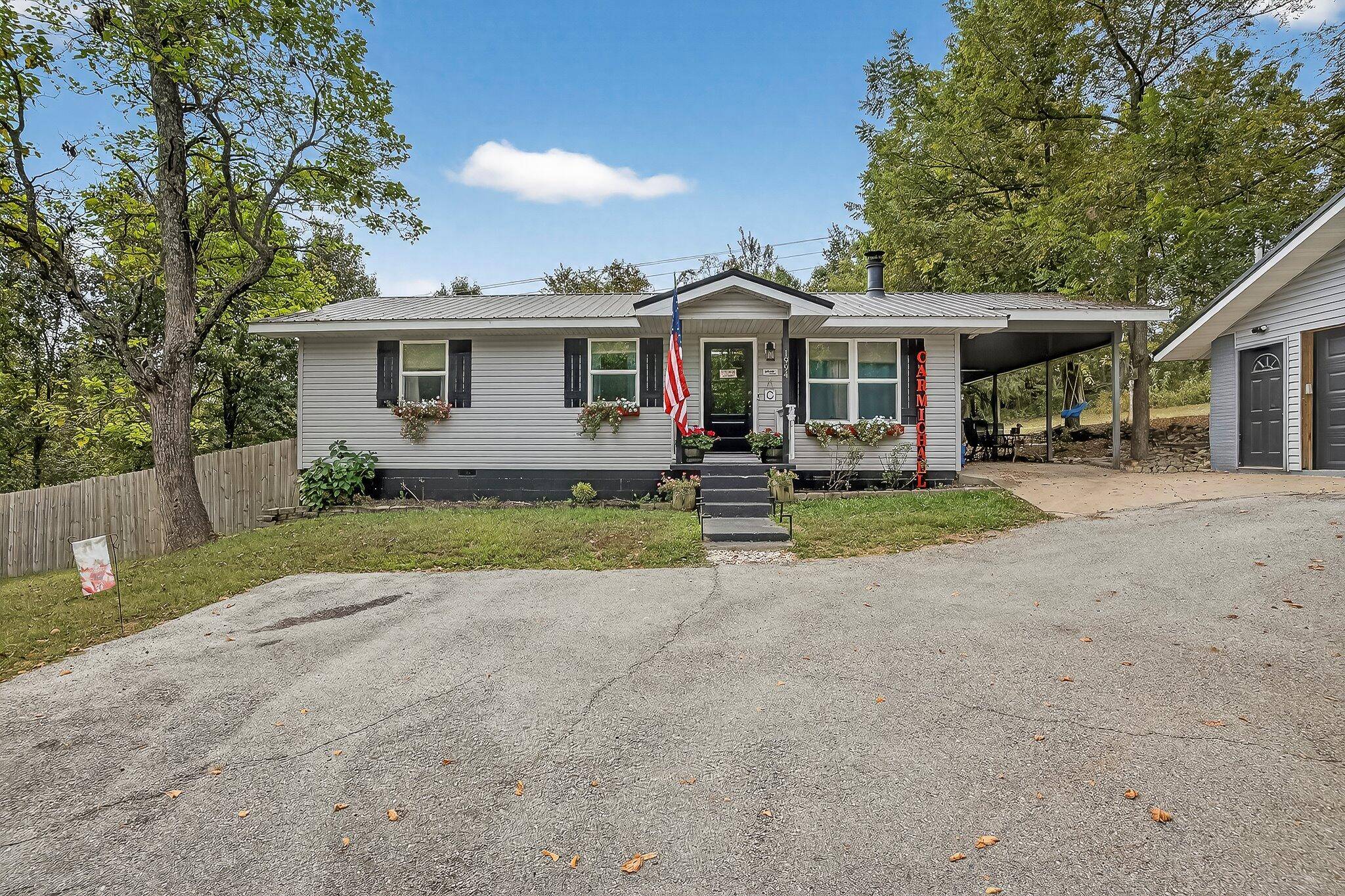 Nixa, MO 65714,1994 W Mount Vernon Street