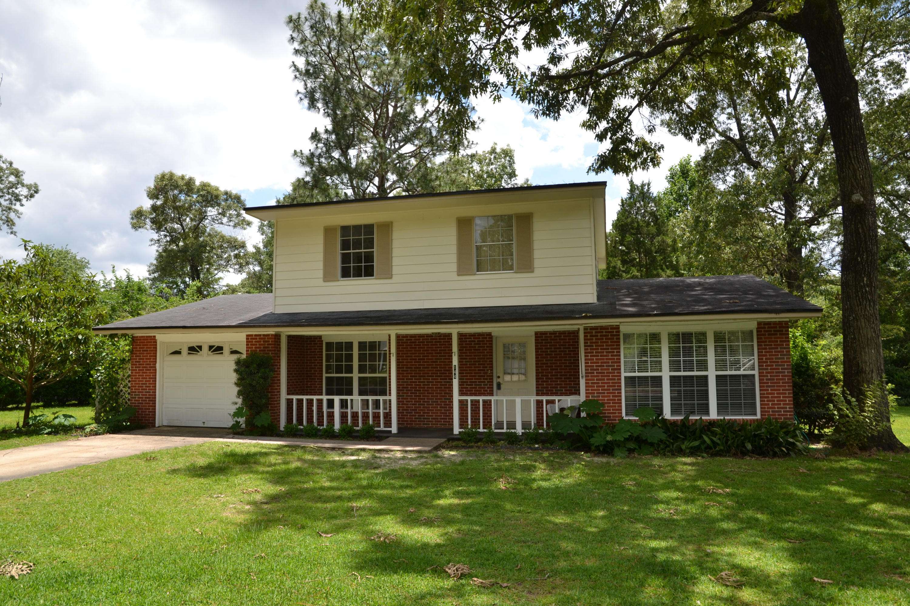 Crestview, FL 32536,144 Gillis Drive