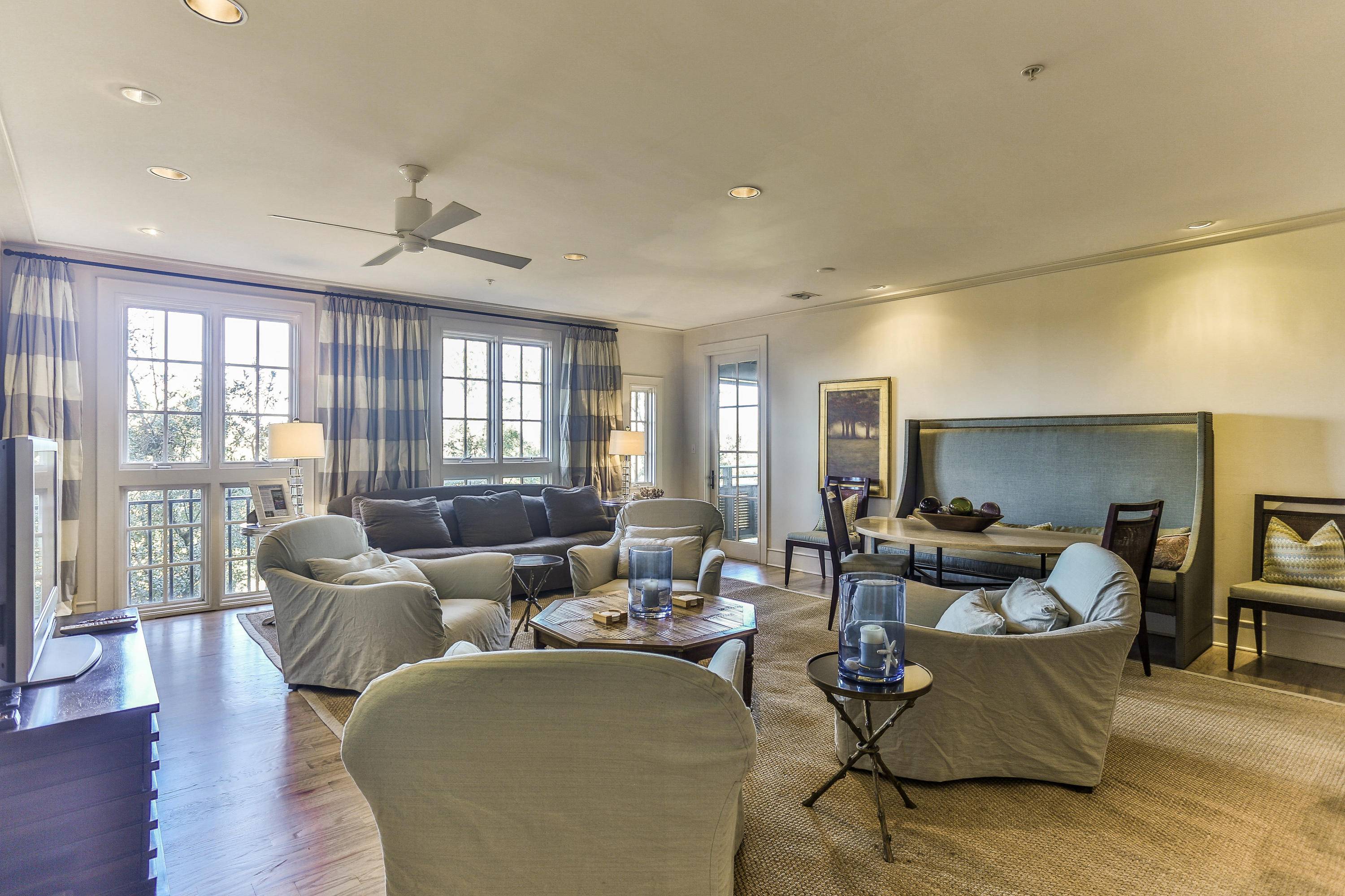 Rosemary Beach, FL 32461,82 S Barrett Square  #UNIT 3B