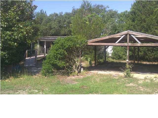 Mary Esther, FL 32569,907 AL HAMMETT Road