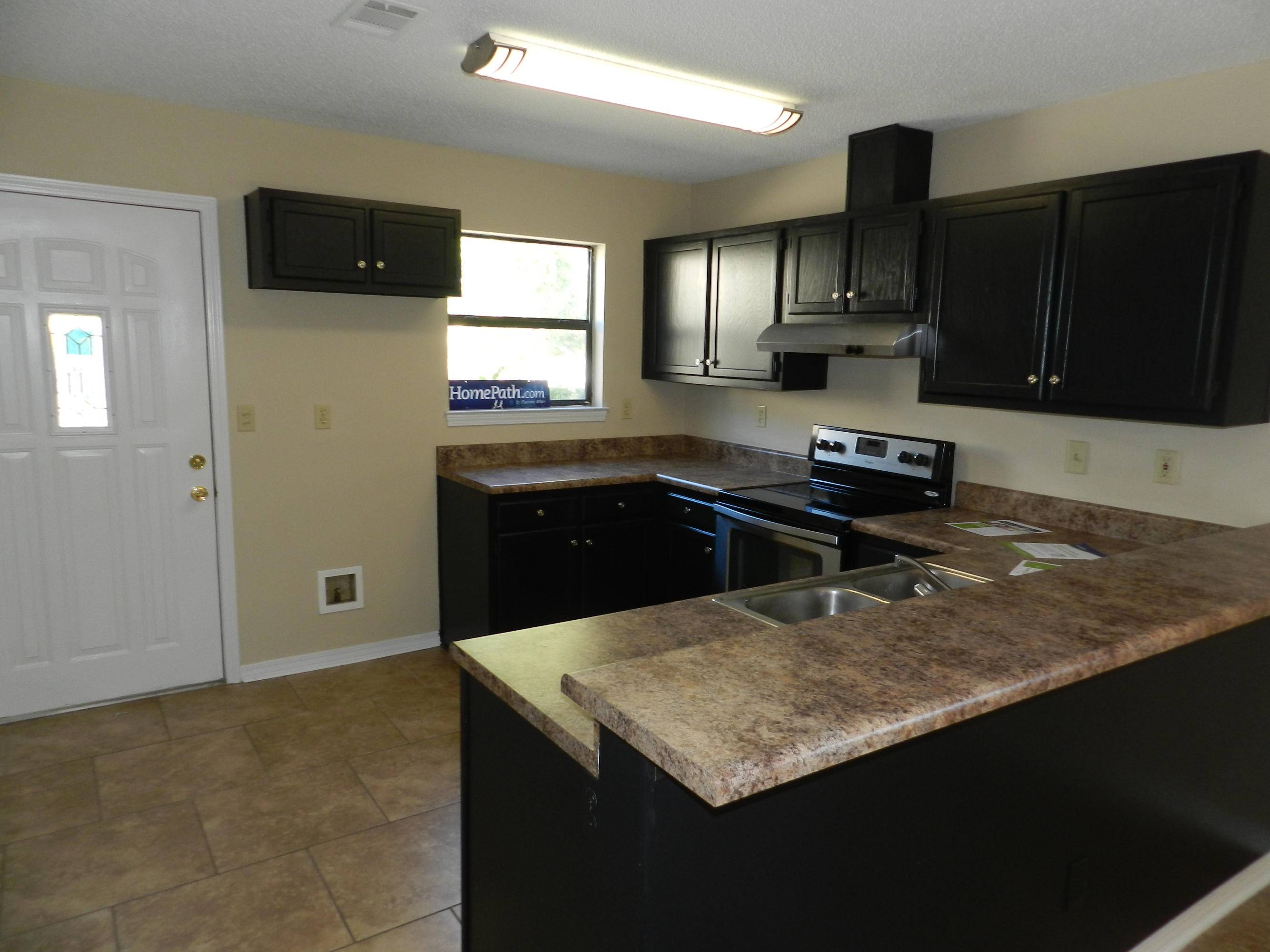 Mary Esther, FL 32569,1681 W Highway 98  #APT 1