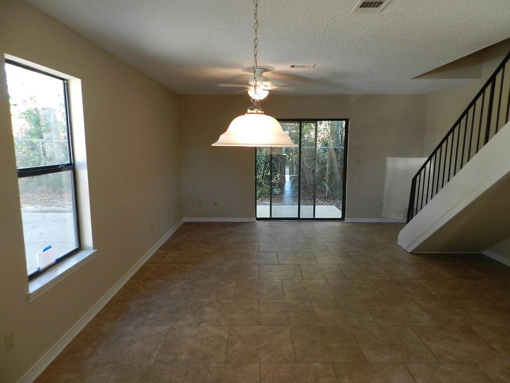 Mary Esther, FL 32569,1681 W Highway 98  #APT 1