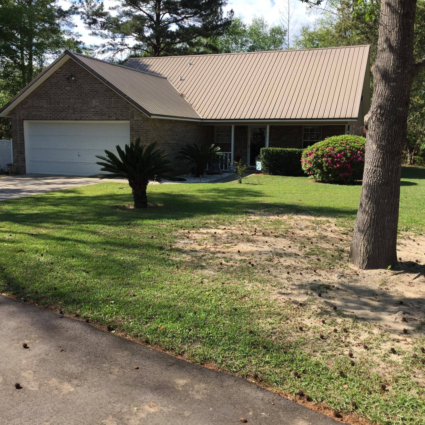 Crestview, FL 32536,121 Fairway Drive Drive