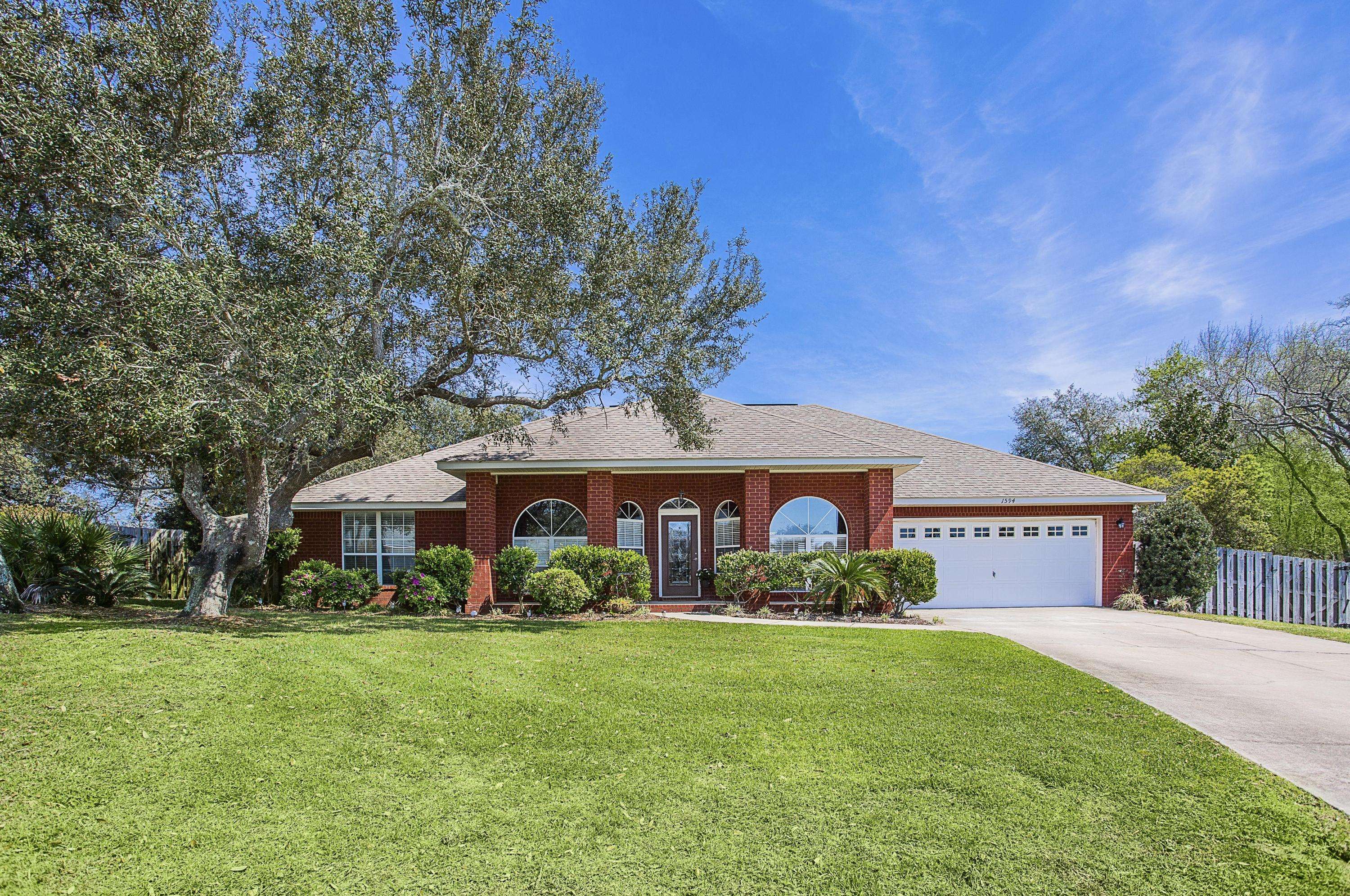 Gulf Breeze, FL 32563,1594 WOODBLUFF Court