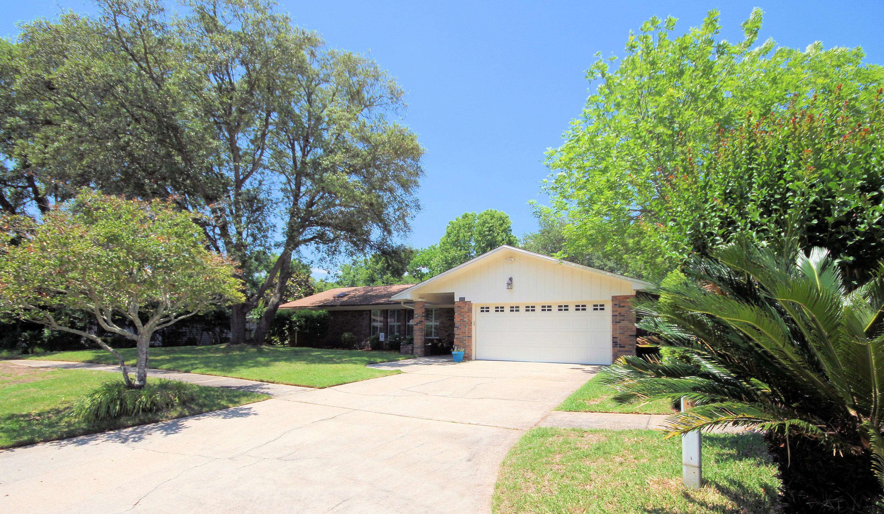 Fort Walton Beach, FL 32548,335 CHERIE Court