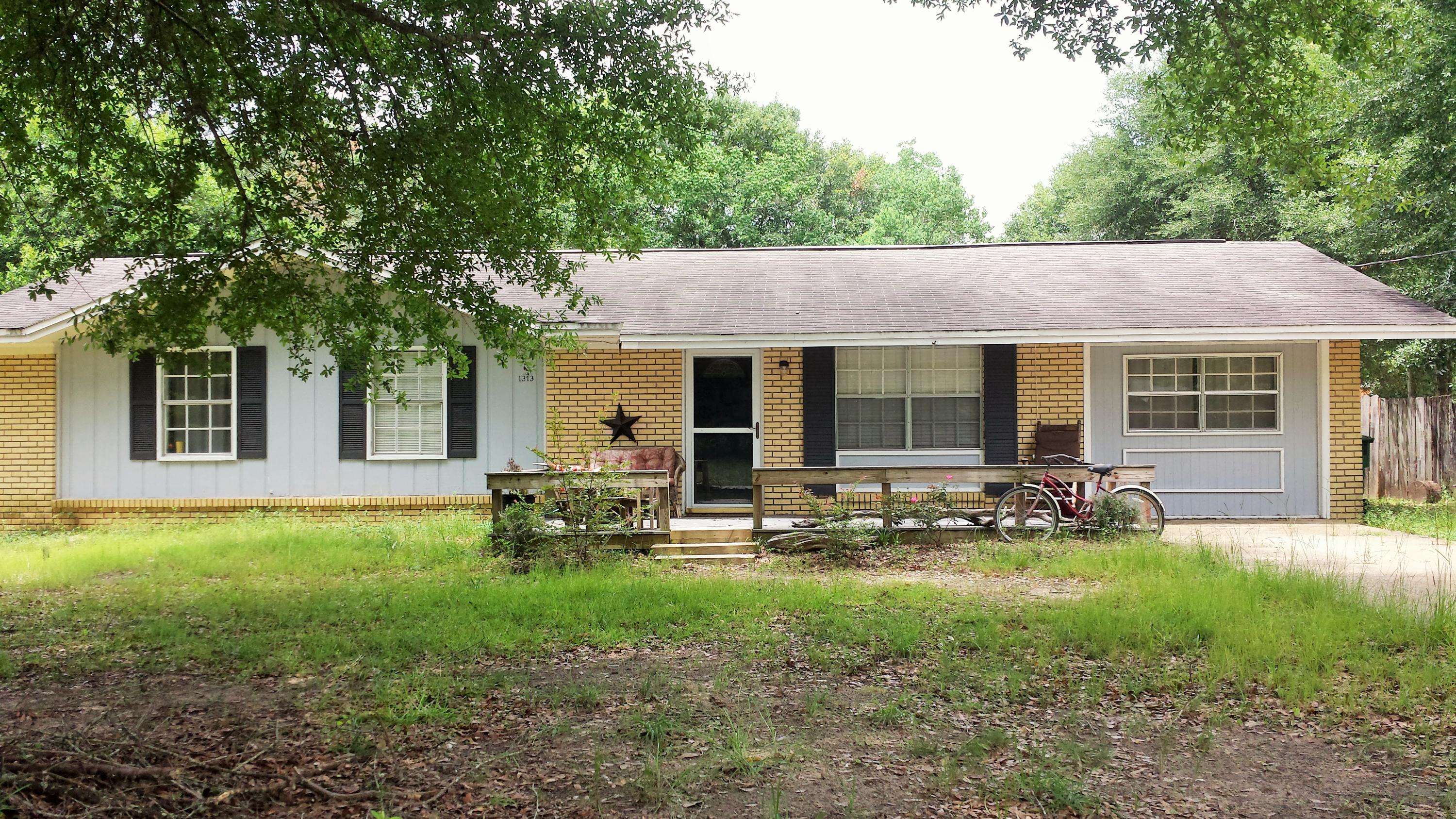 Crestview, FL 32539,1313 Sunshine Drive