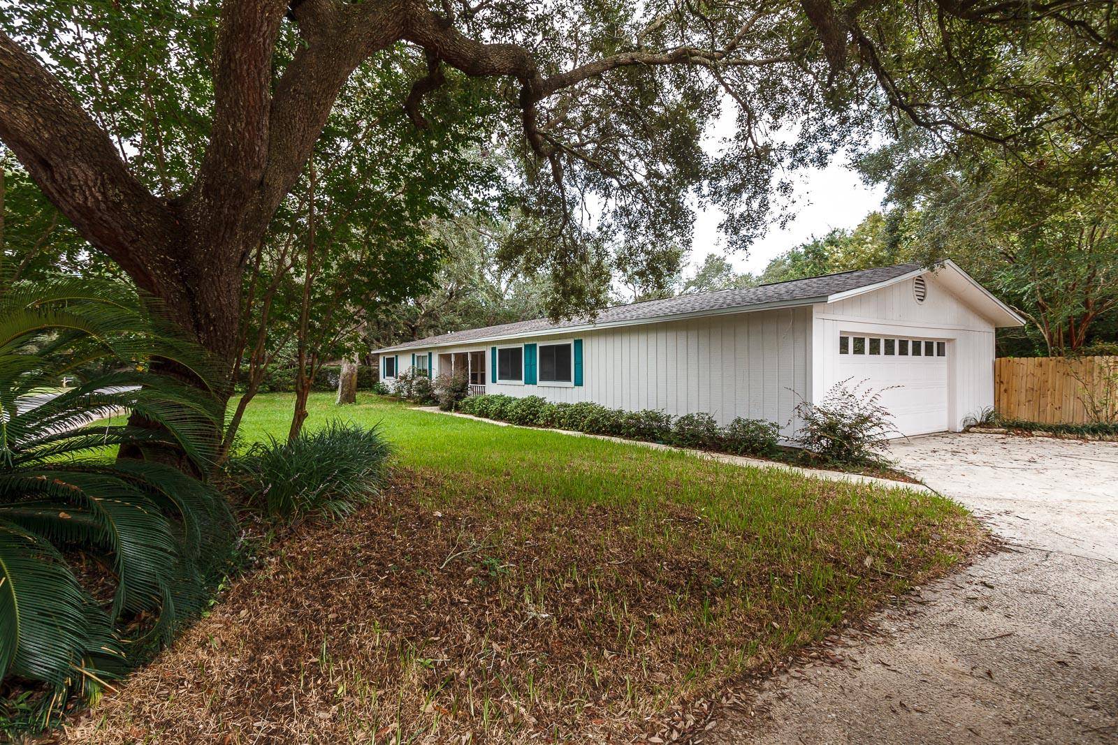 Gulf Breeze, FL 32563,2808 Whisper Pine Drive