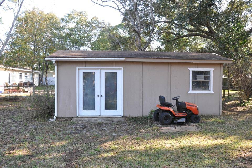 Mary Esther, FL 32569,8 Kohler Drive