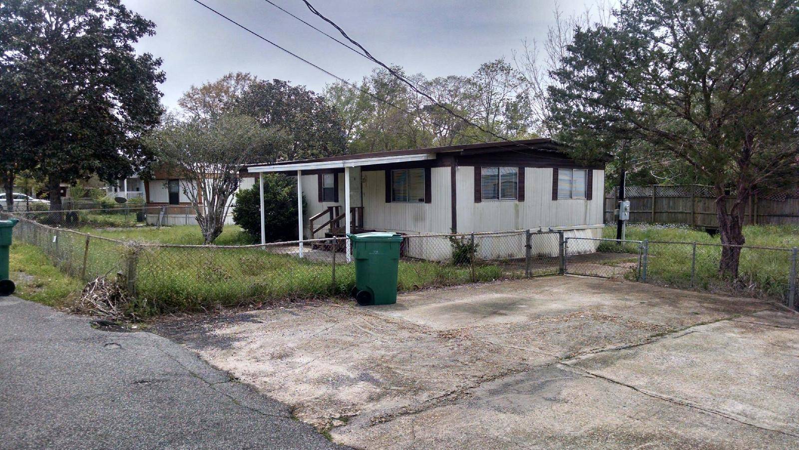 Mary Esther, FL 32569,1004 Pinetree Road