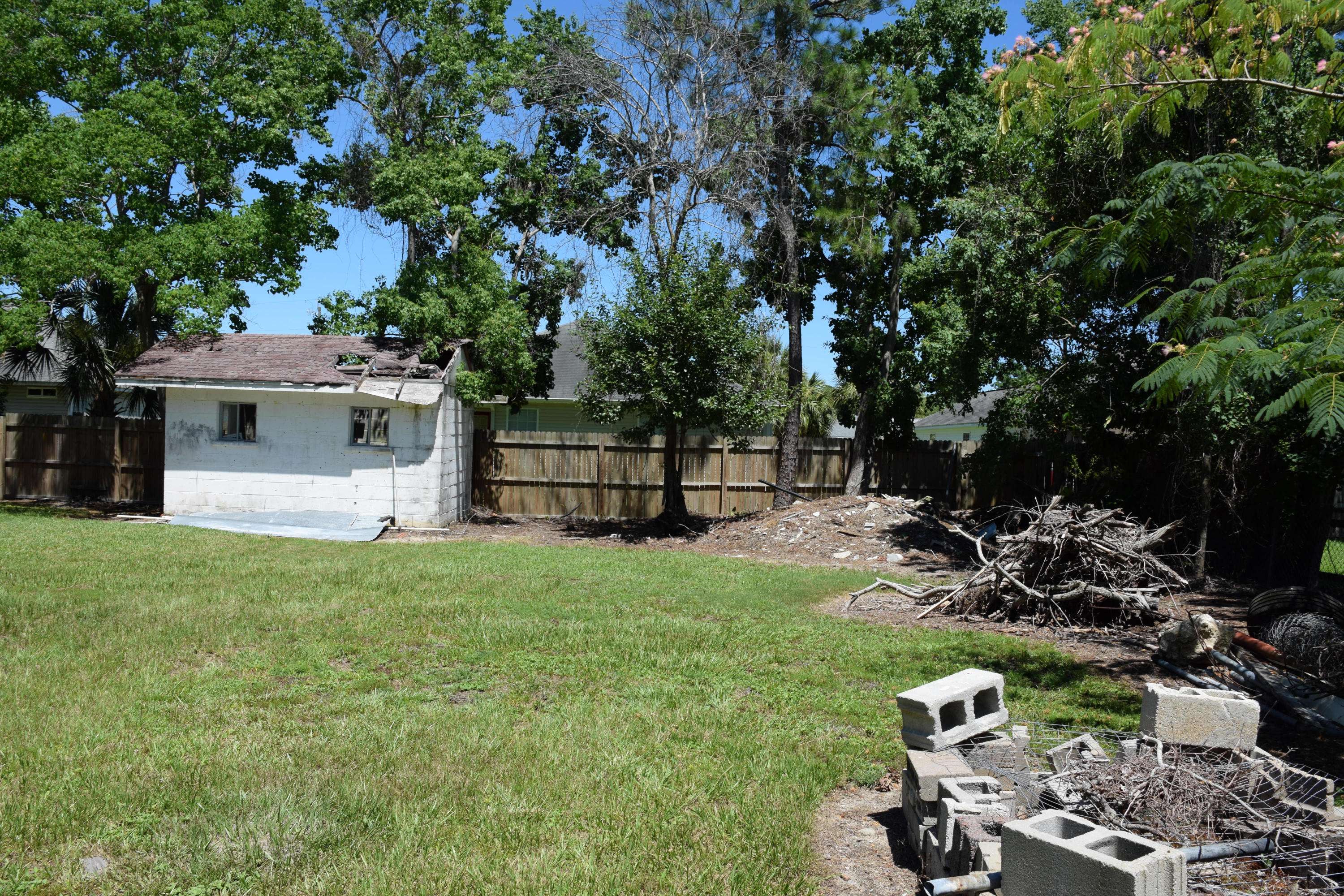 Mary Esther, FL 32569,35 Snook Road