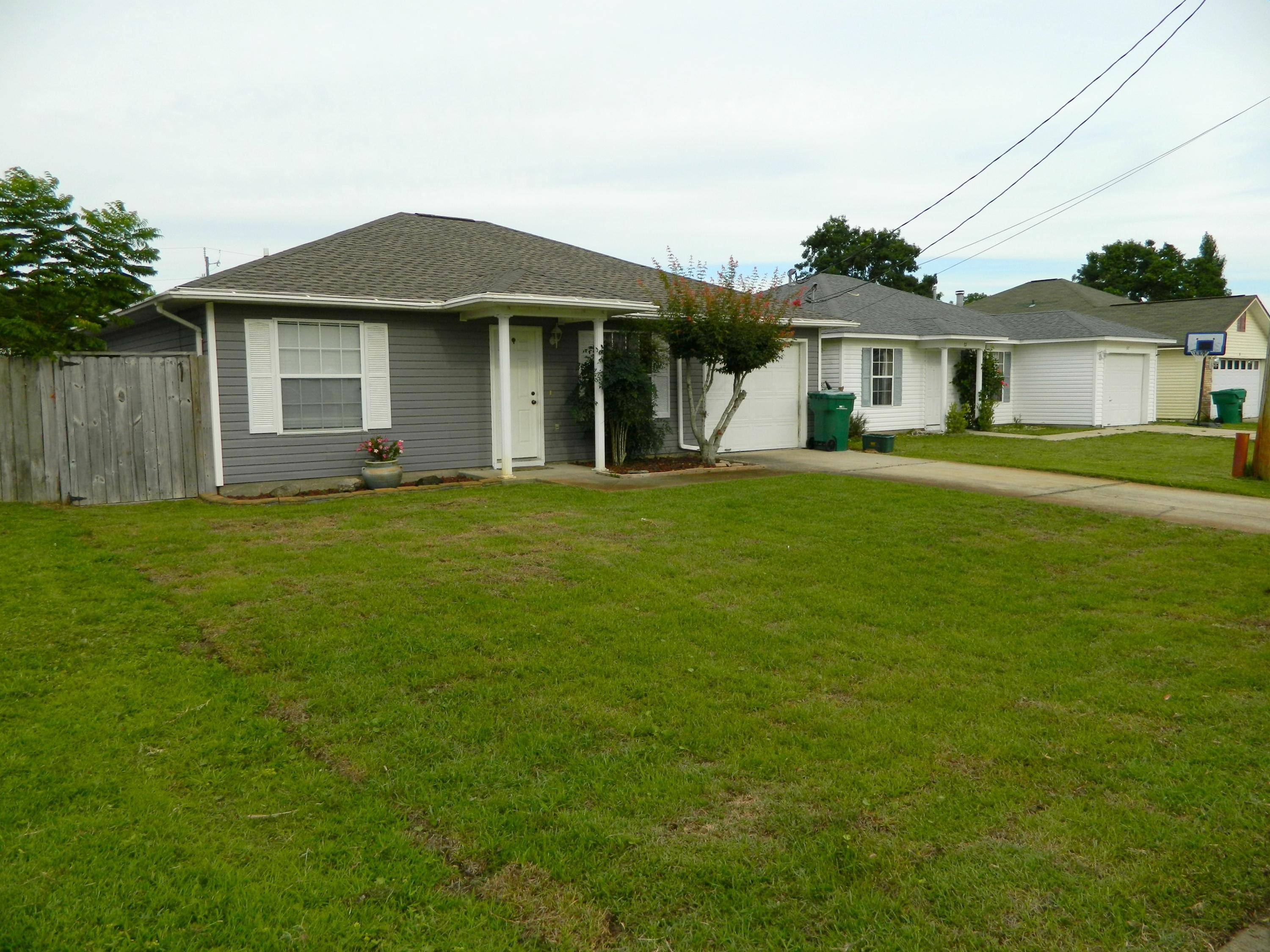 Mary Esther, FL 32569,39 Kathleen Drive