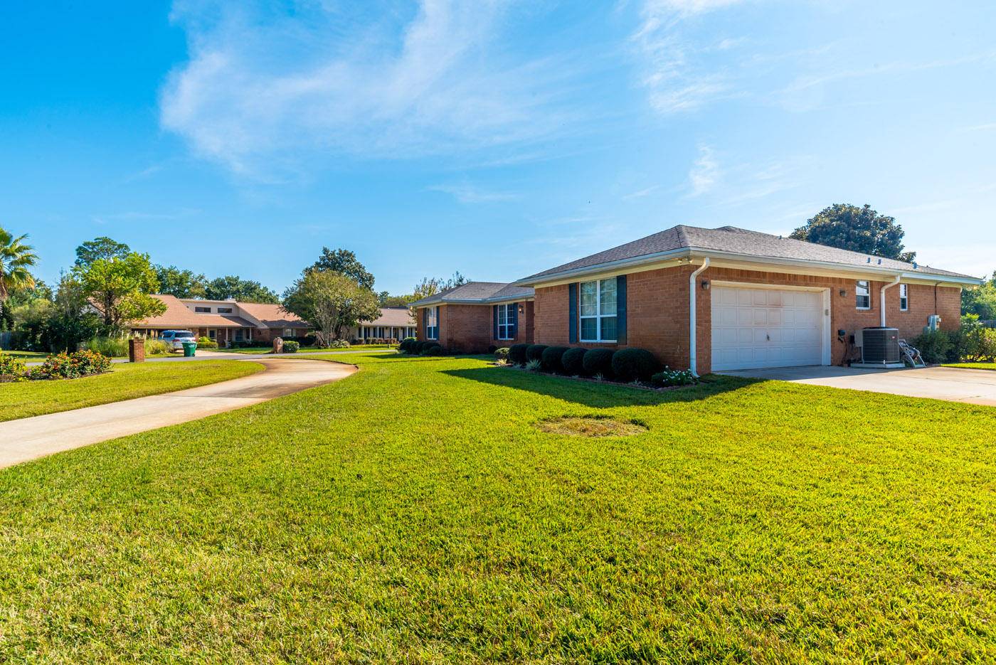 Gulf Breeze, FL 32563,1337 CEYLON Drive