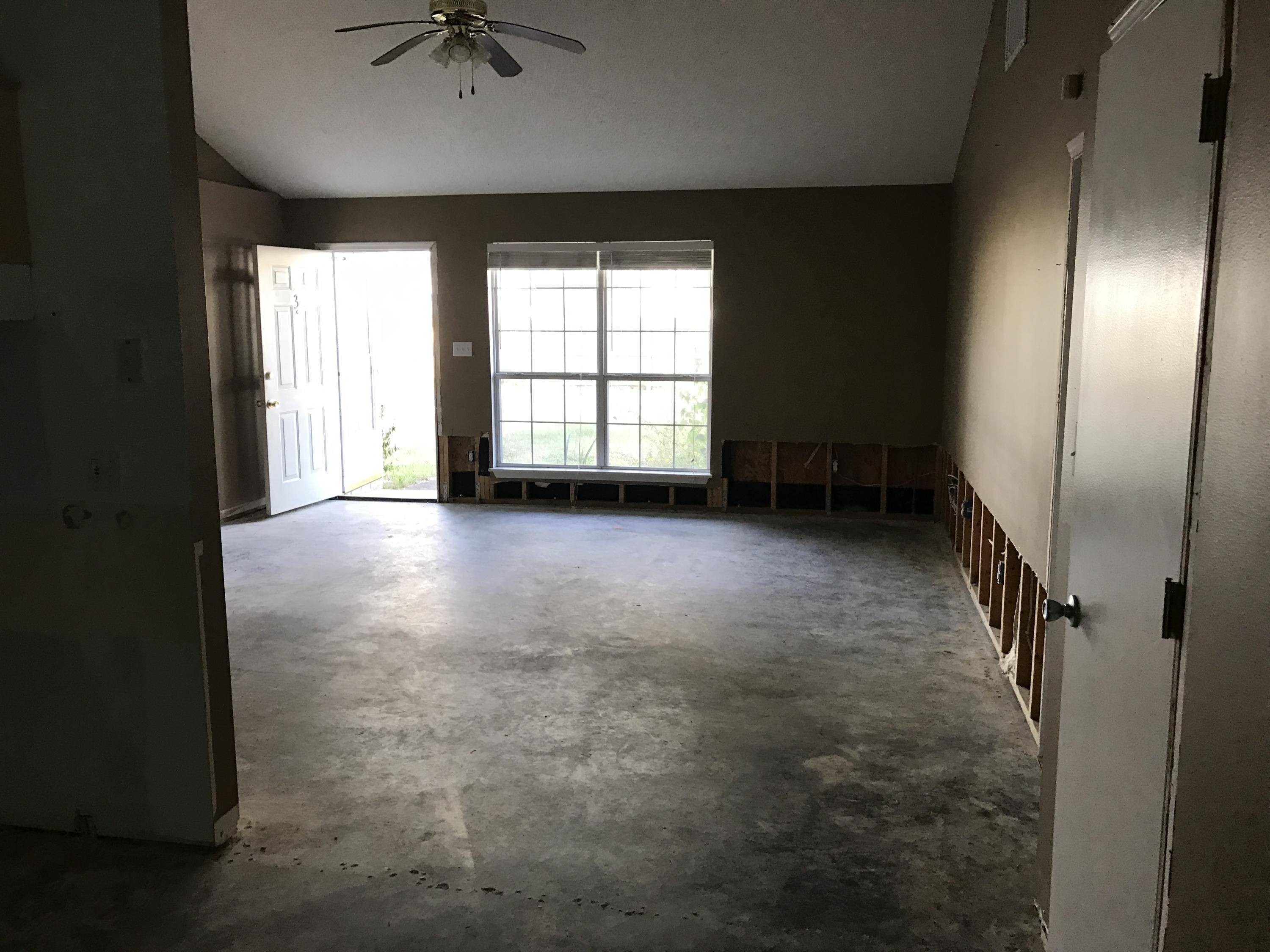 Mary Esther, FL 32569,3 Macy Lane