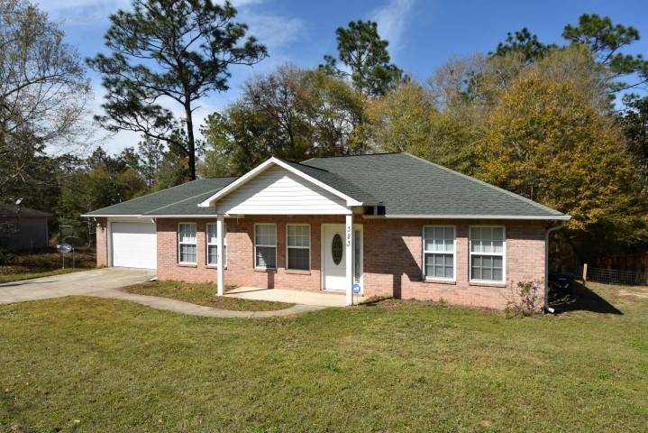 Crestview, FL 32536,323 Lakeview Drive