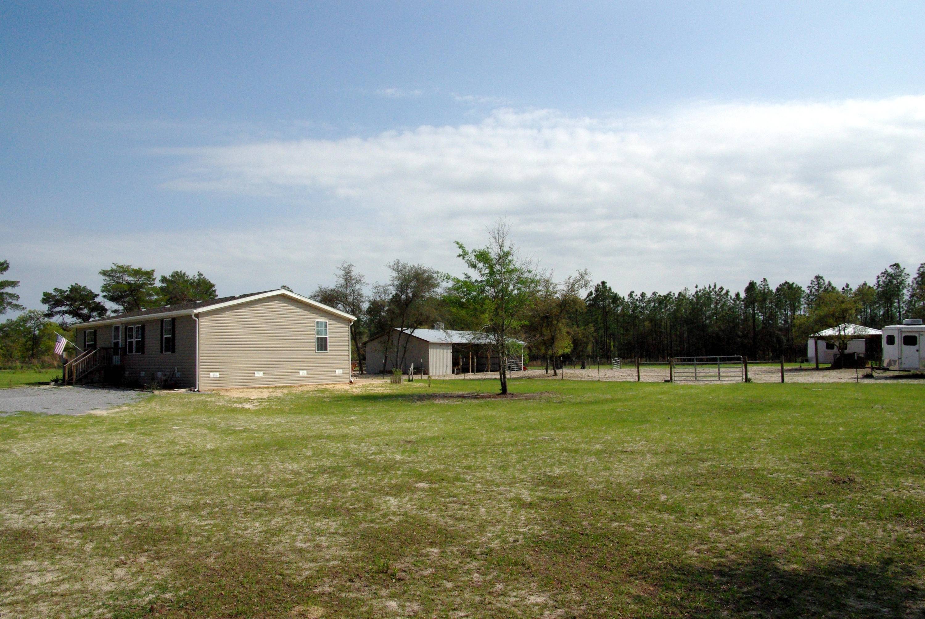 Freeport, FL 32439,332 Don Graff Road