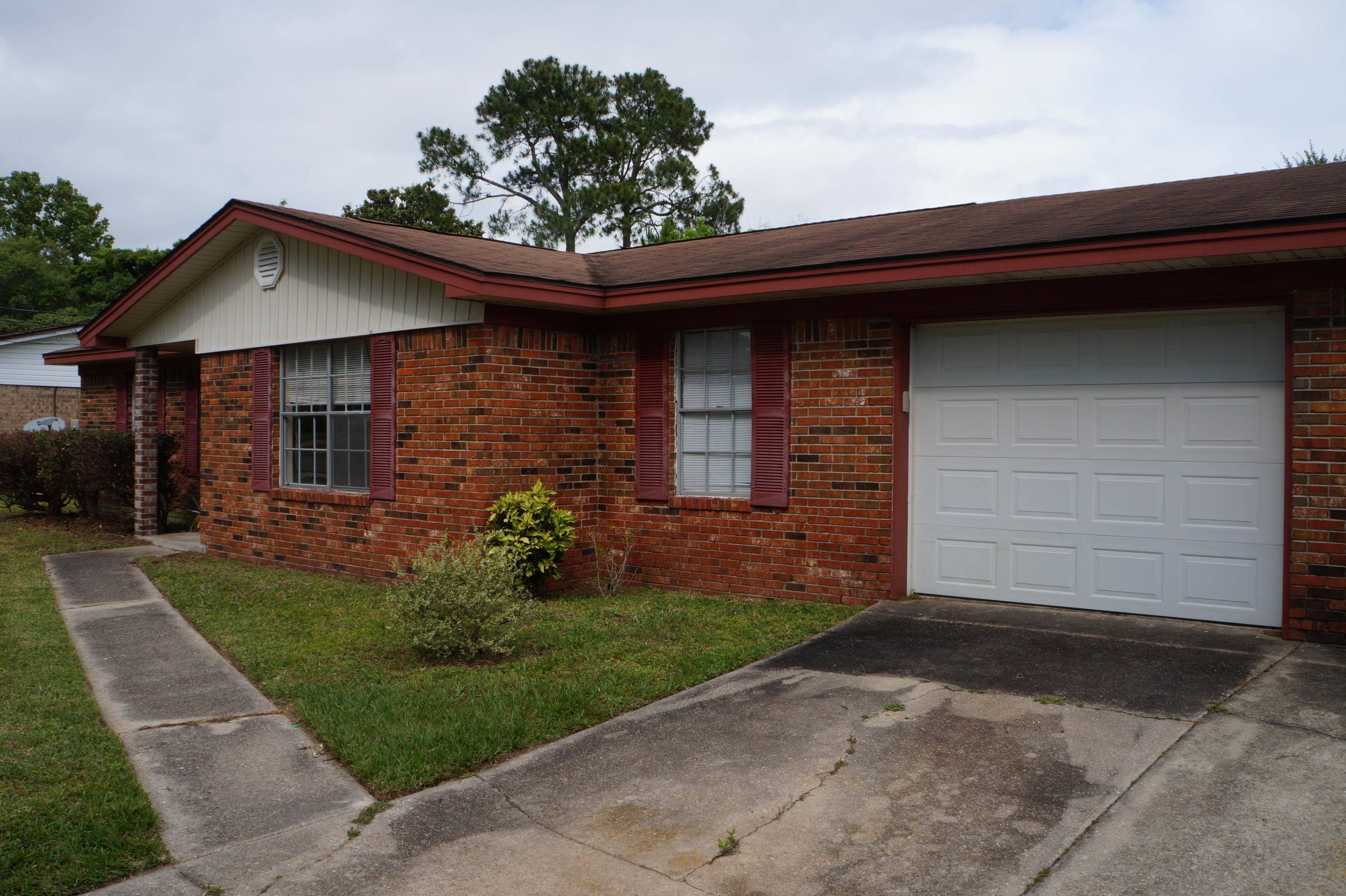 Mary Esther, FL 32569,153 Brewer Circle