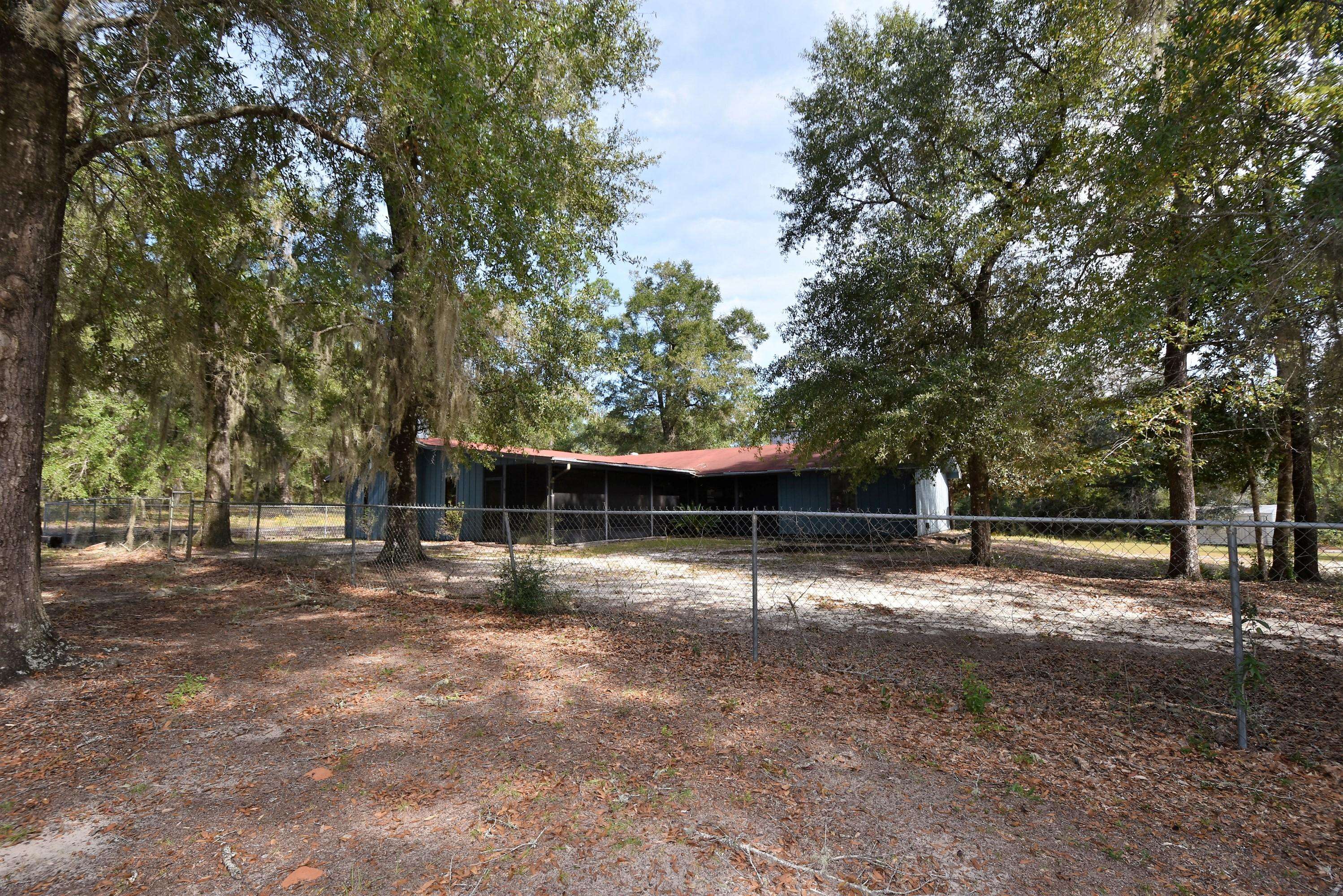 Holt, FL 32564,4418 Wilkerson Bluff Road