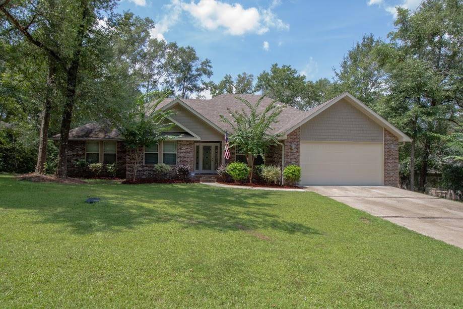 Crestview, FL 32536,215 Golf Course Drive