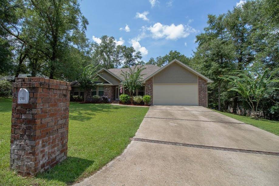 Crestview, FL 32536,215 Golf Course Drive