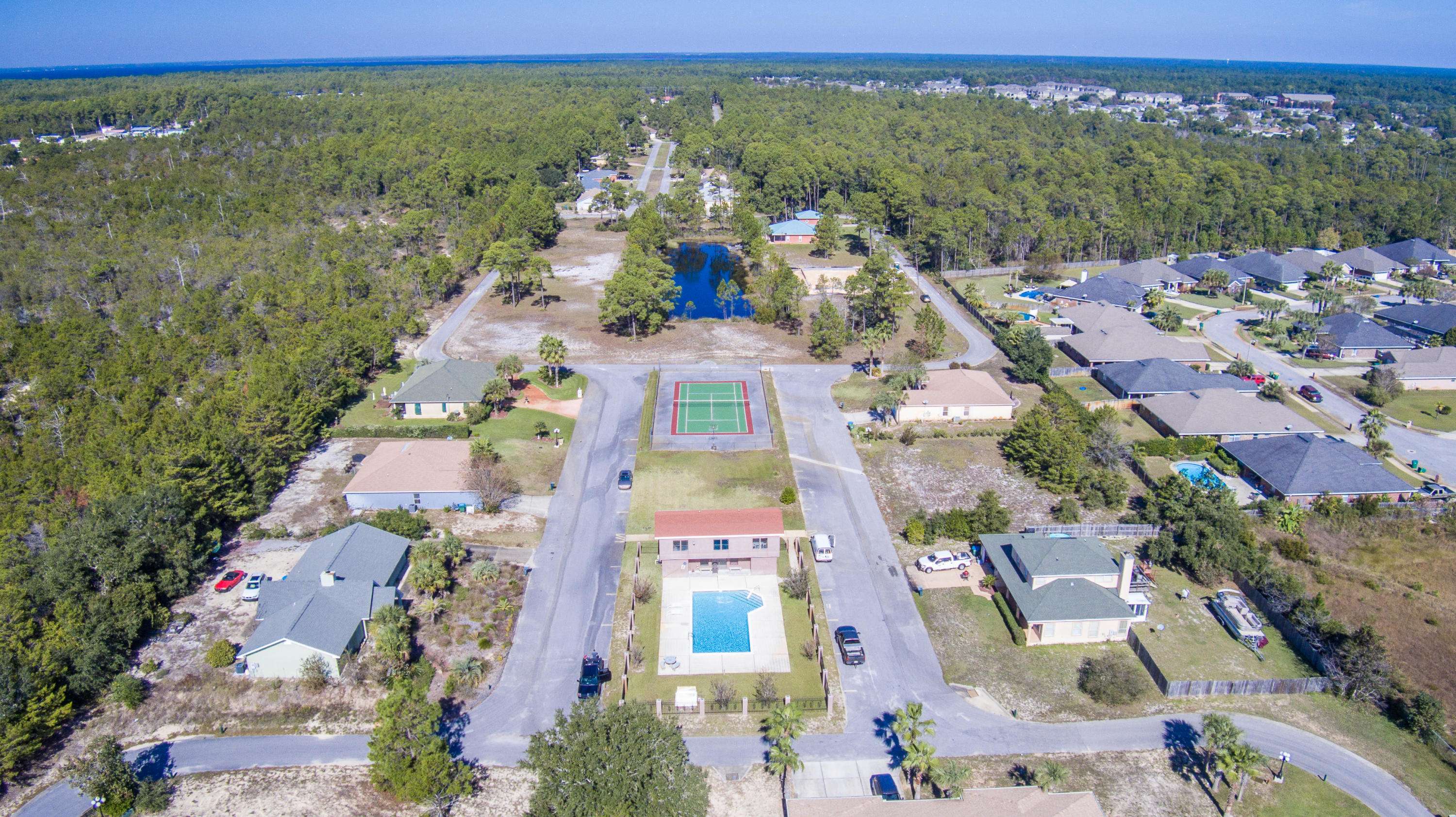 Gulf Breeze, FL 32563,1834 W Smugglers Cove Drive