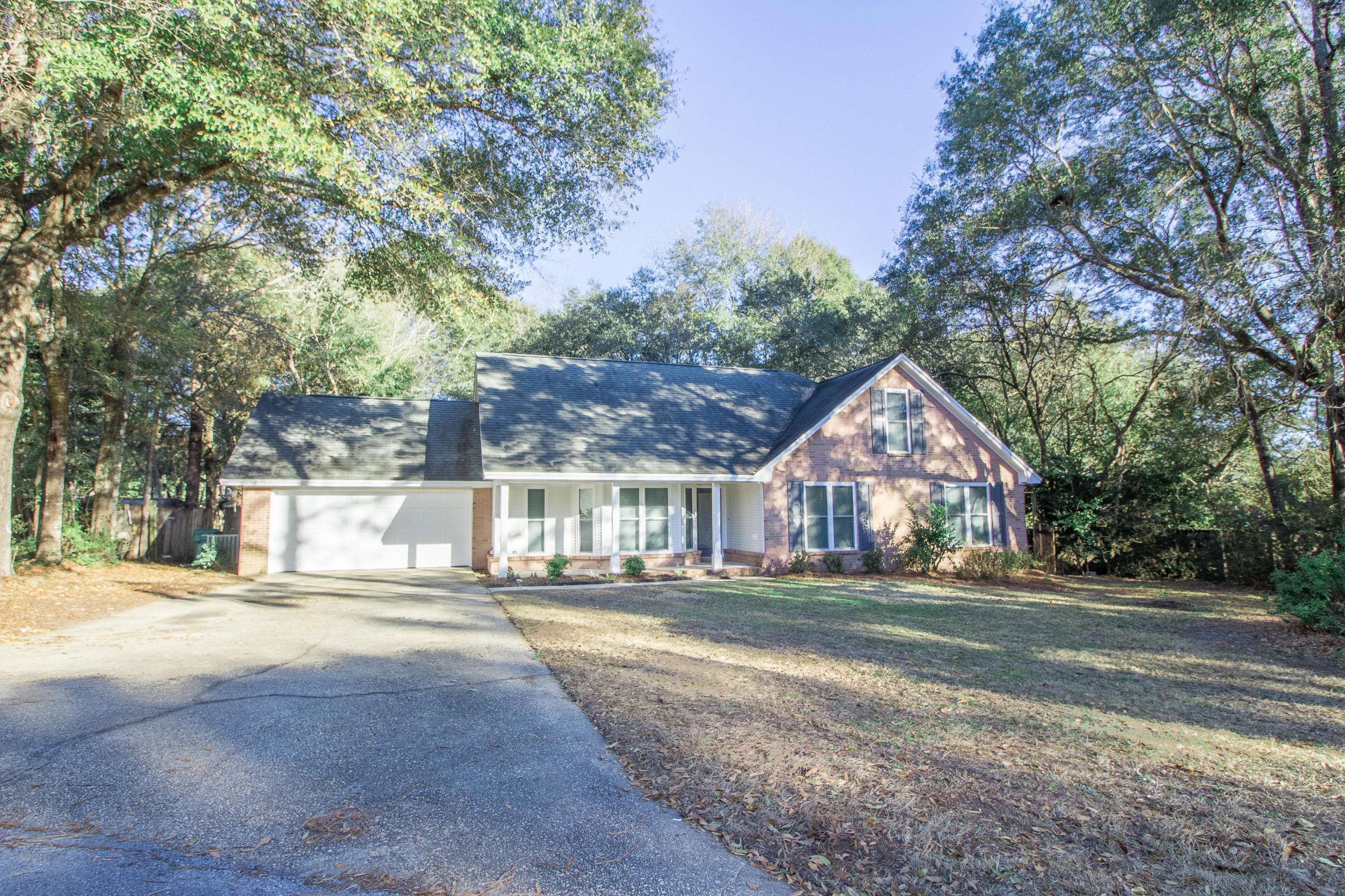 Crestview, FL 32539,110 Live Oak Court