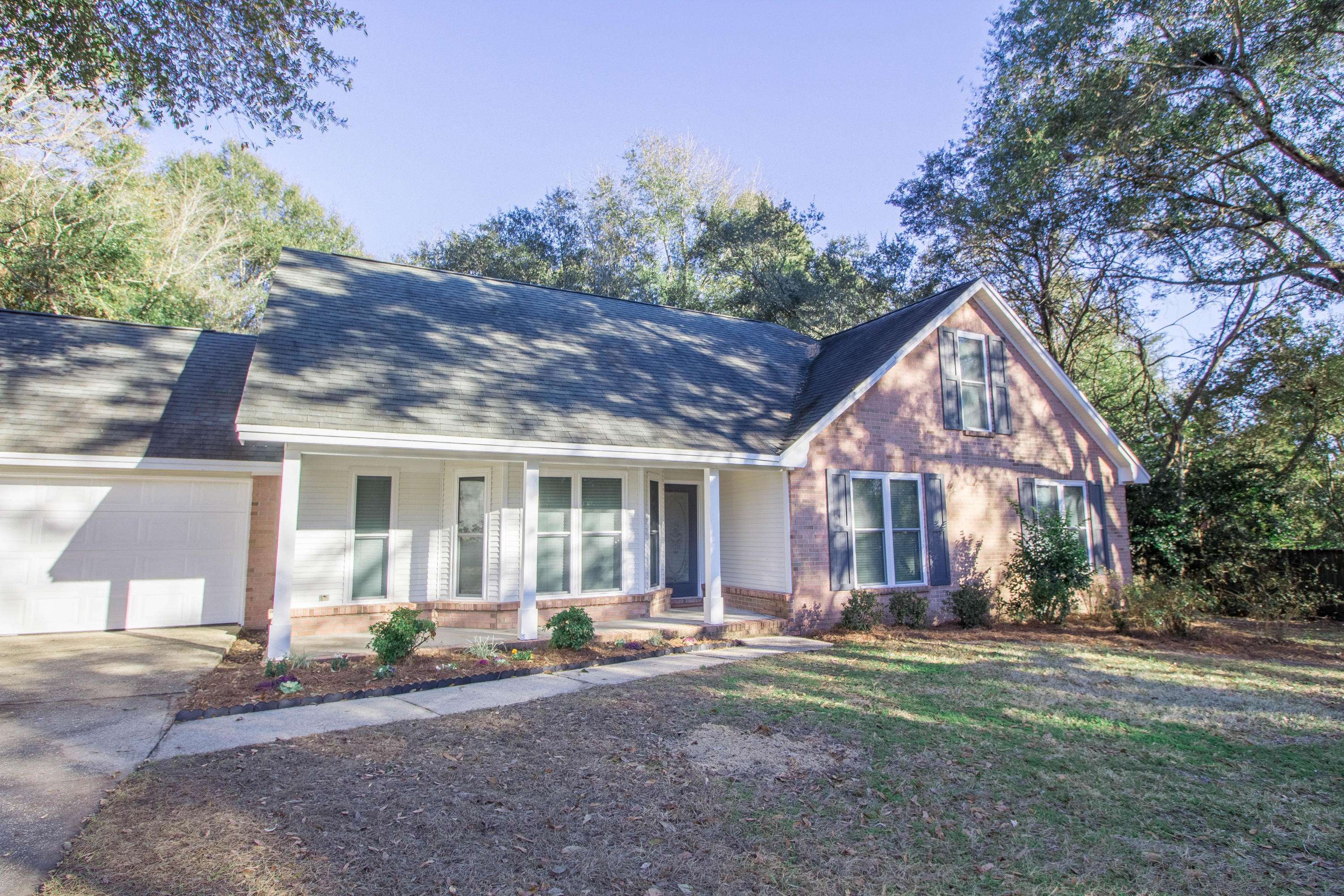 Crestview, FL 32539,110 Live Oak Court