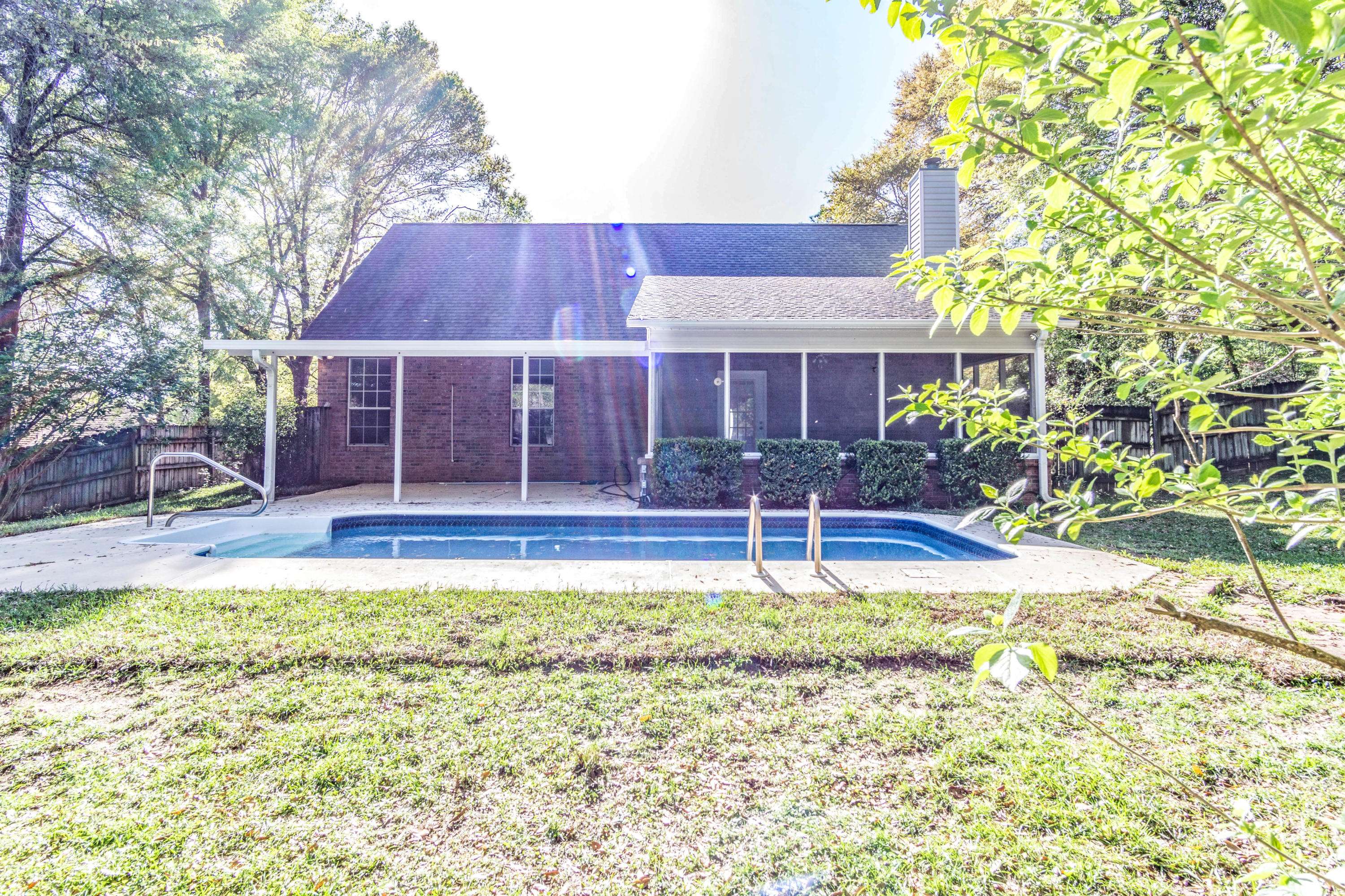 Crestview, FL 32539,106 Live Oak Court