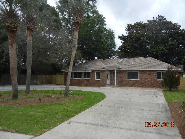 Mary Esther, FL 32569,2 REGENCY PARK Drive