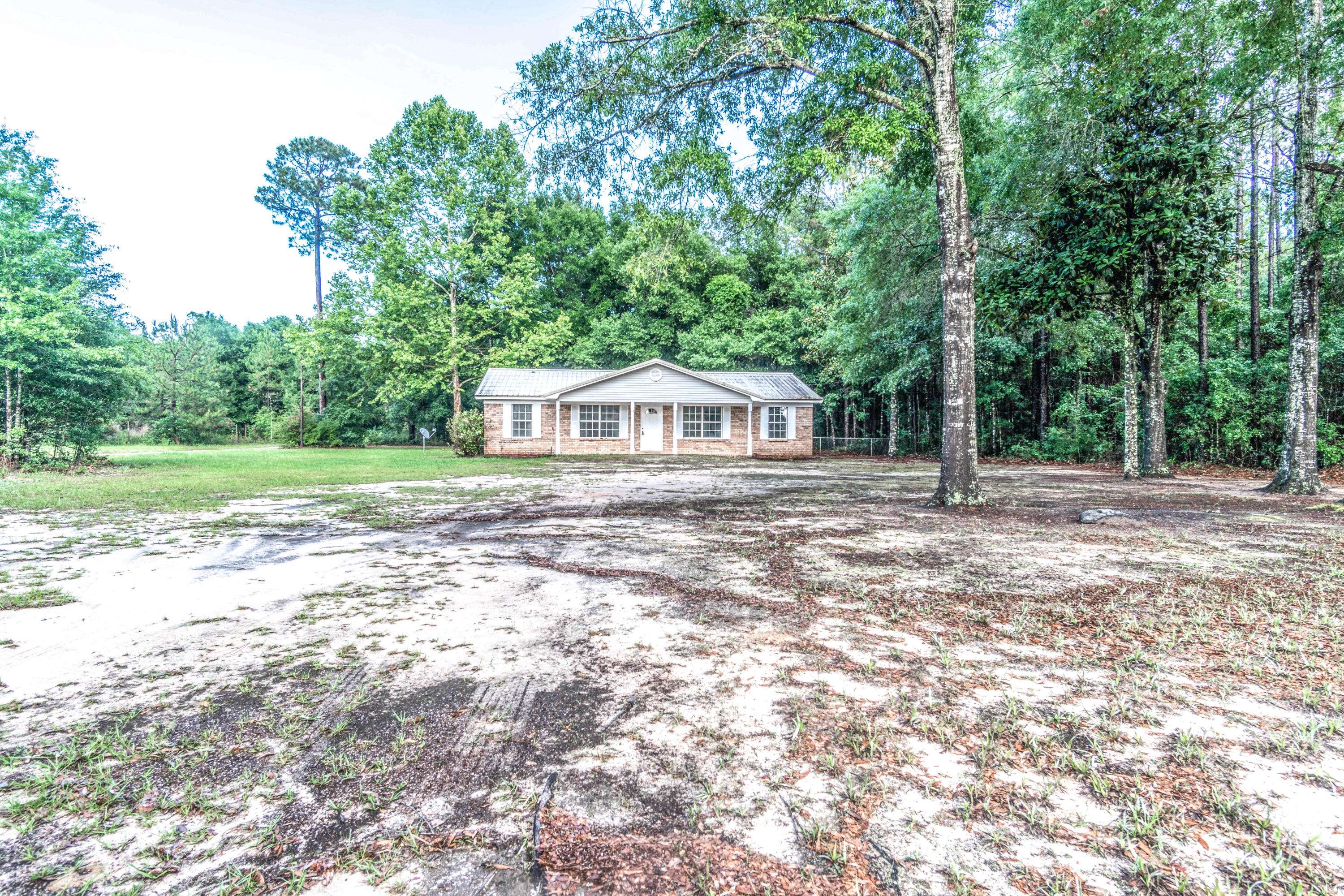 Holt, FL 32564,4473 Cooper Lane