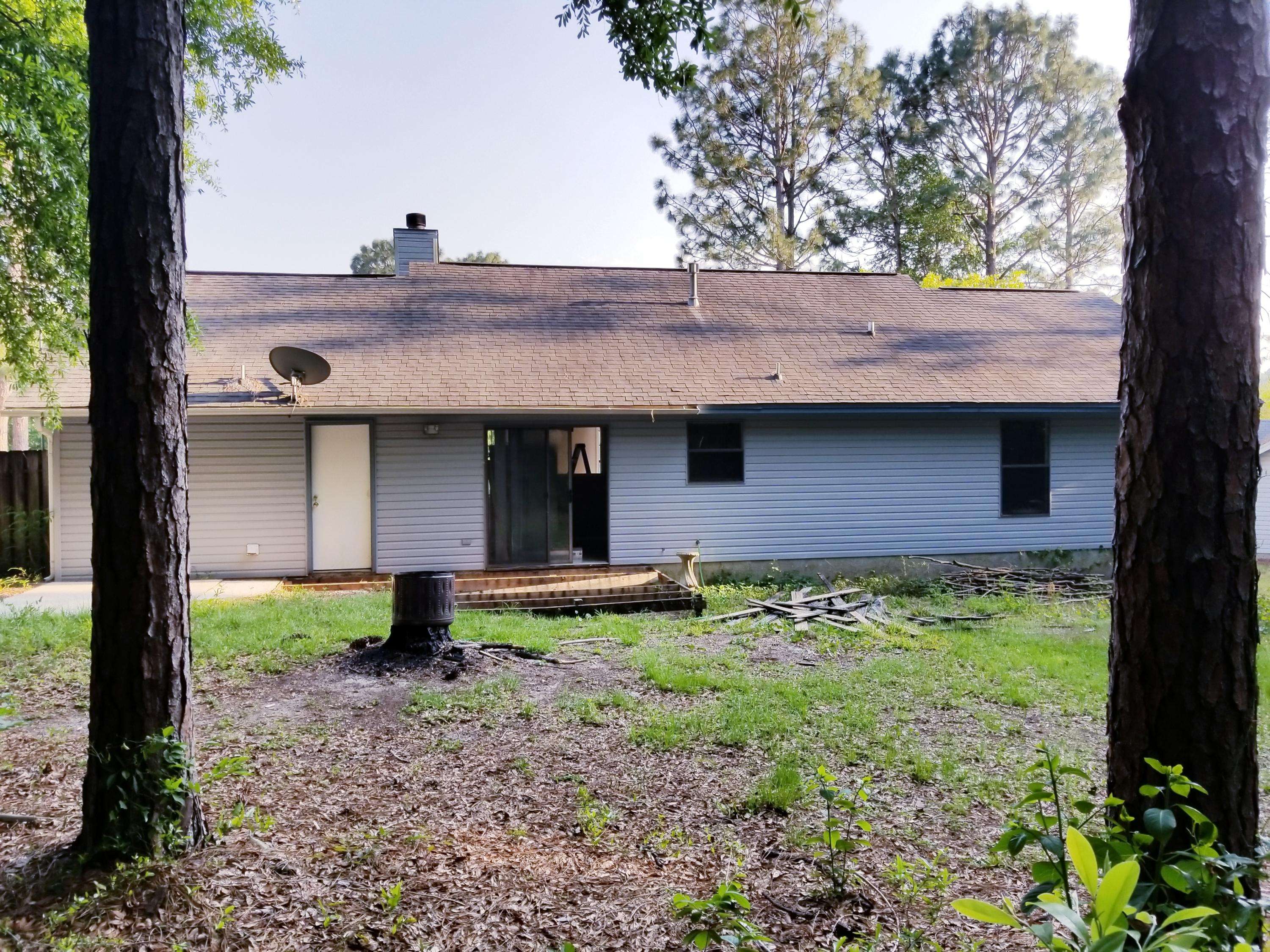 Crestview, FL 32539,219 Pinoak Court W