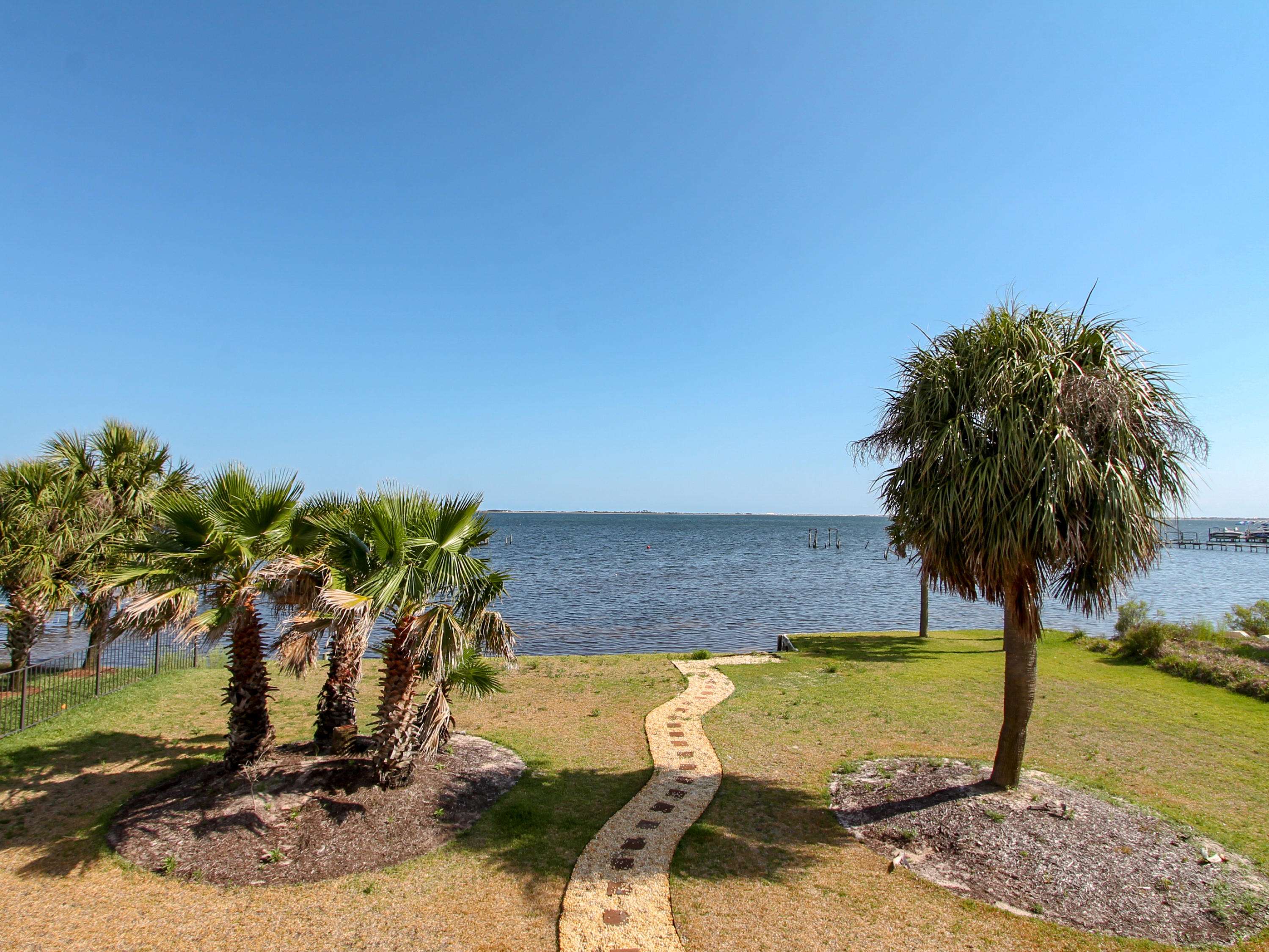 Gulf Breeze, FL 32563,4143 Madura Road