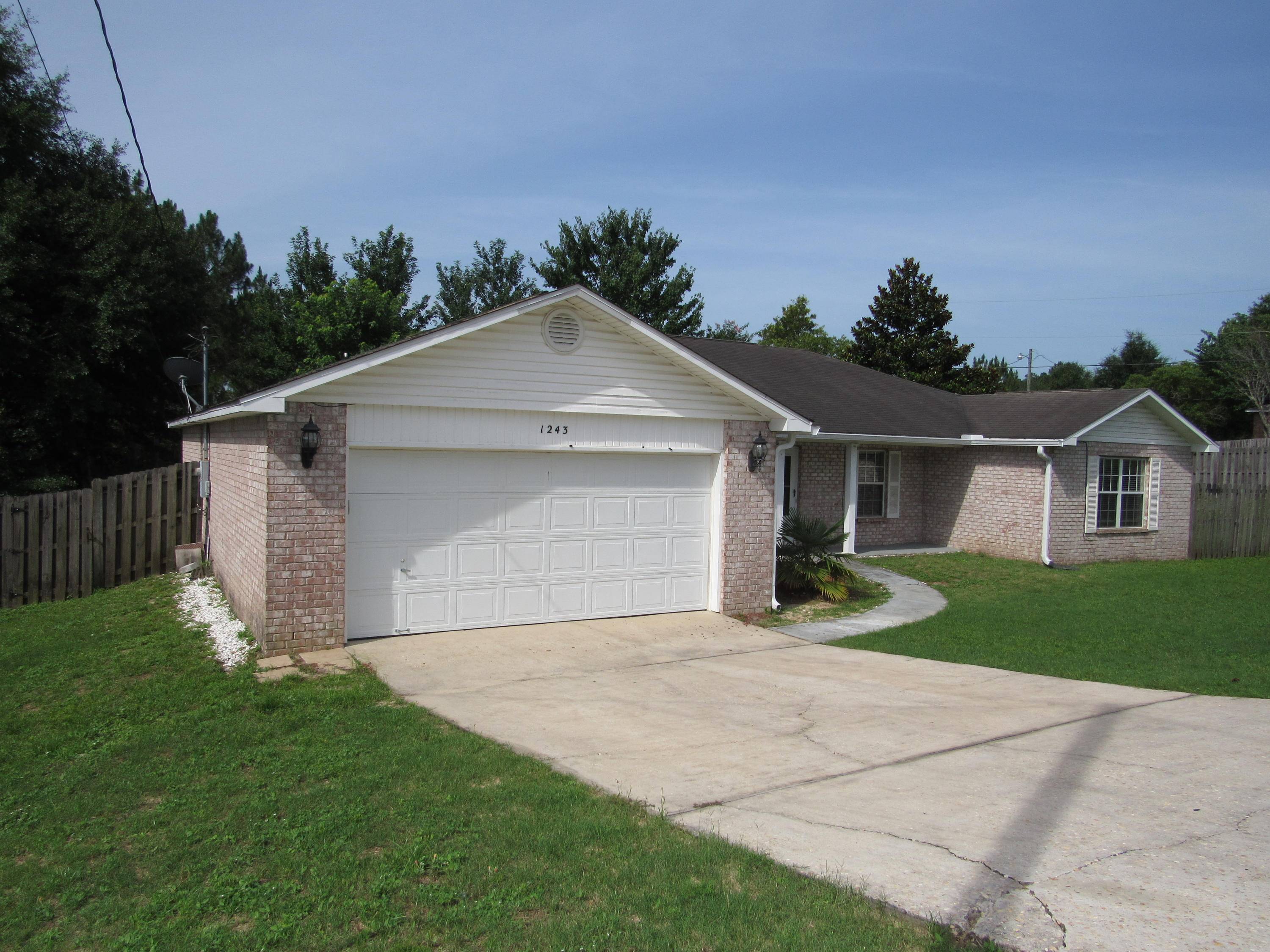 Crestview, FL 32536,1243 Northview Drive