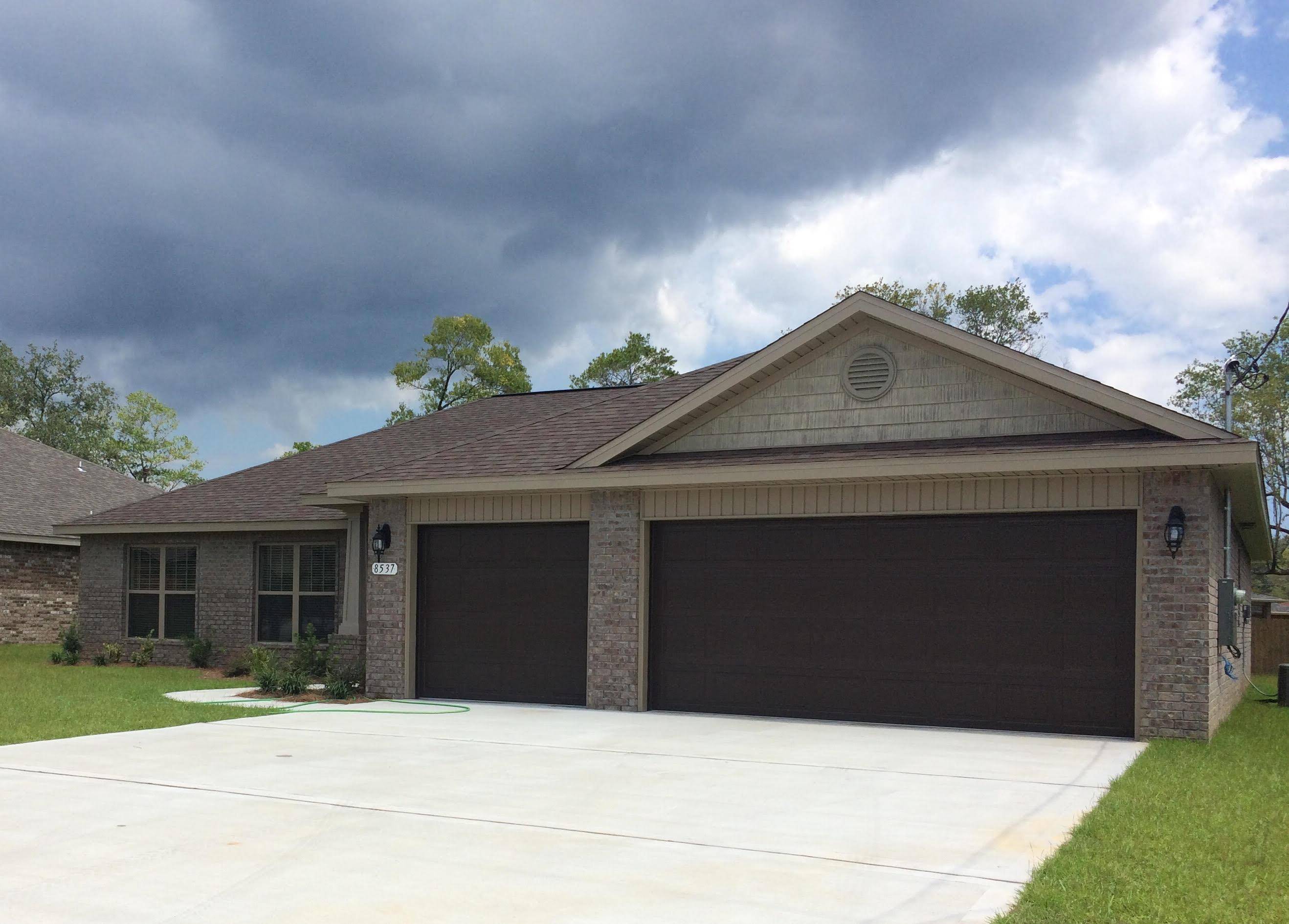 Navarre, FL 32566,8537 Holley Hills Circle