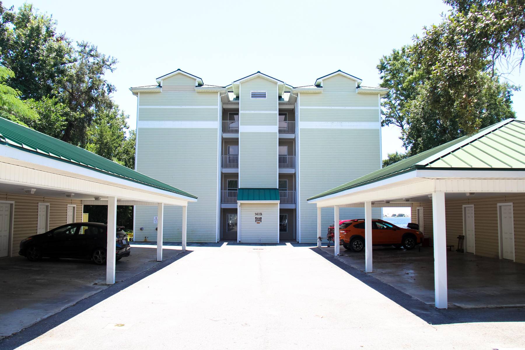 Mary Esther, FL 32569,1409 W Highway 98  #UNIT 403