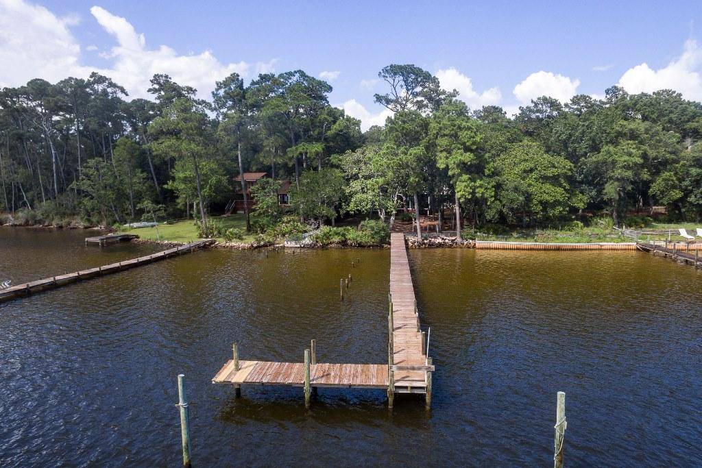 Niceville, FL 32578,1437 Bayshore Drive