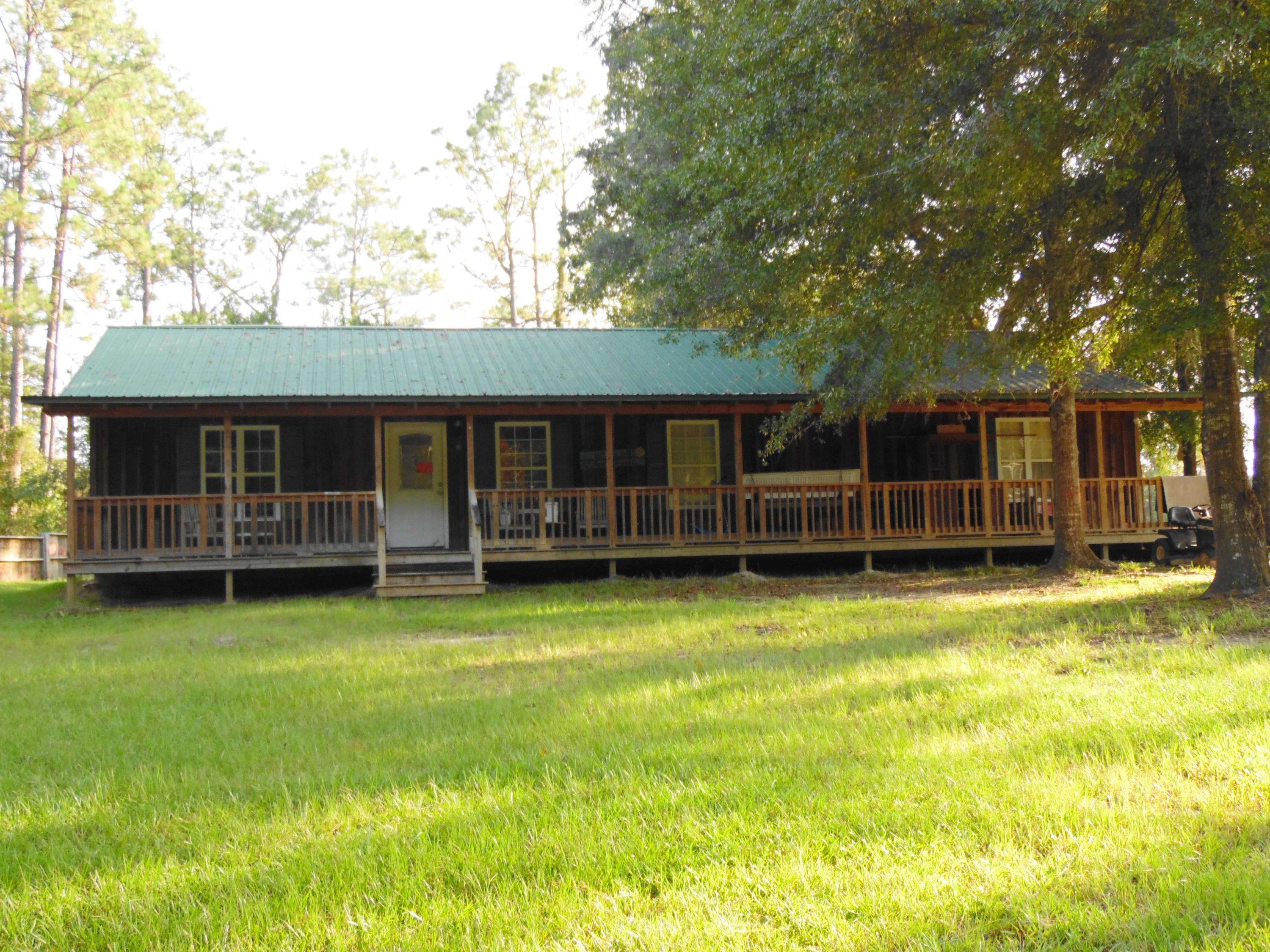 Caryville, FL 32425,2076 Sellers Road