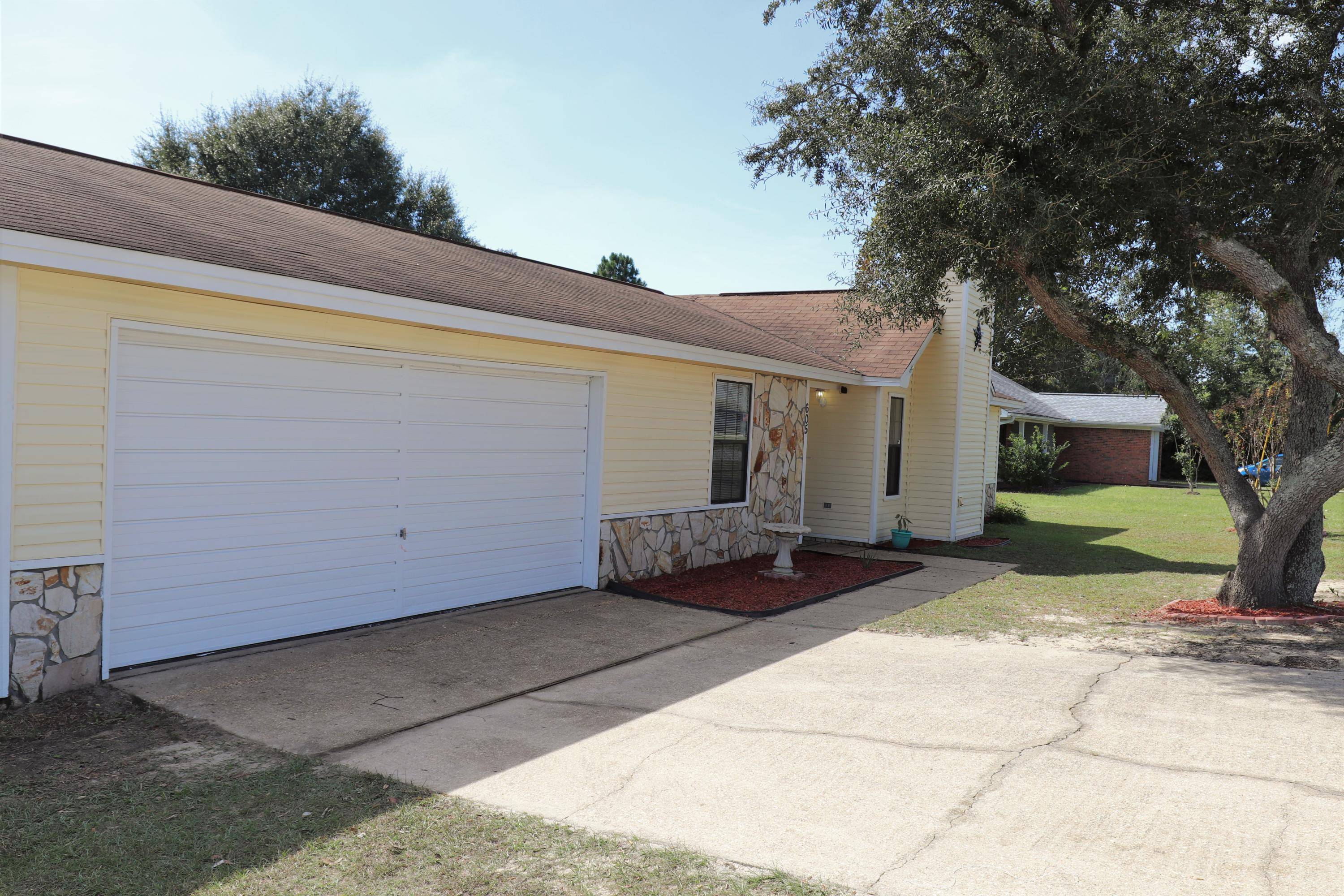 Crestview, FL 32536,605 Moss Drive