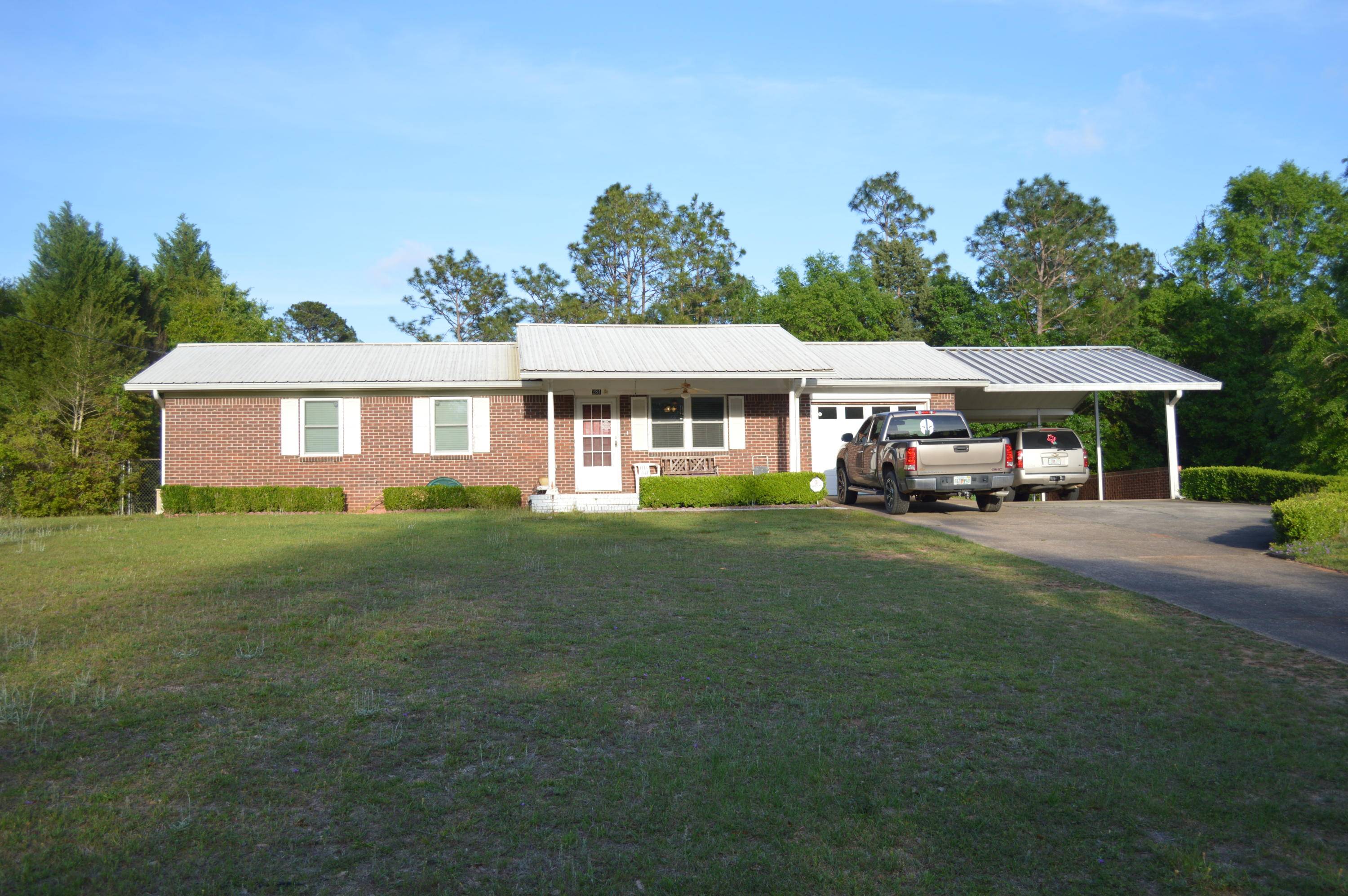 Crestview, FL 32536,281 James Street