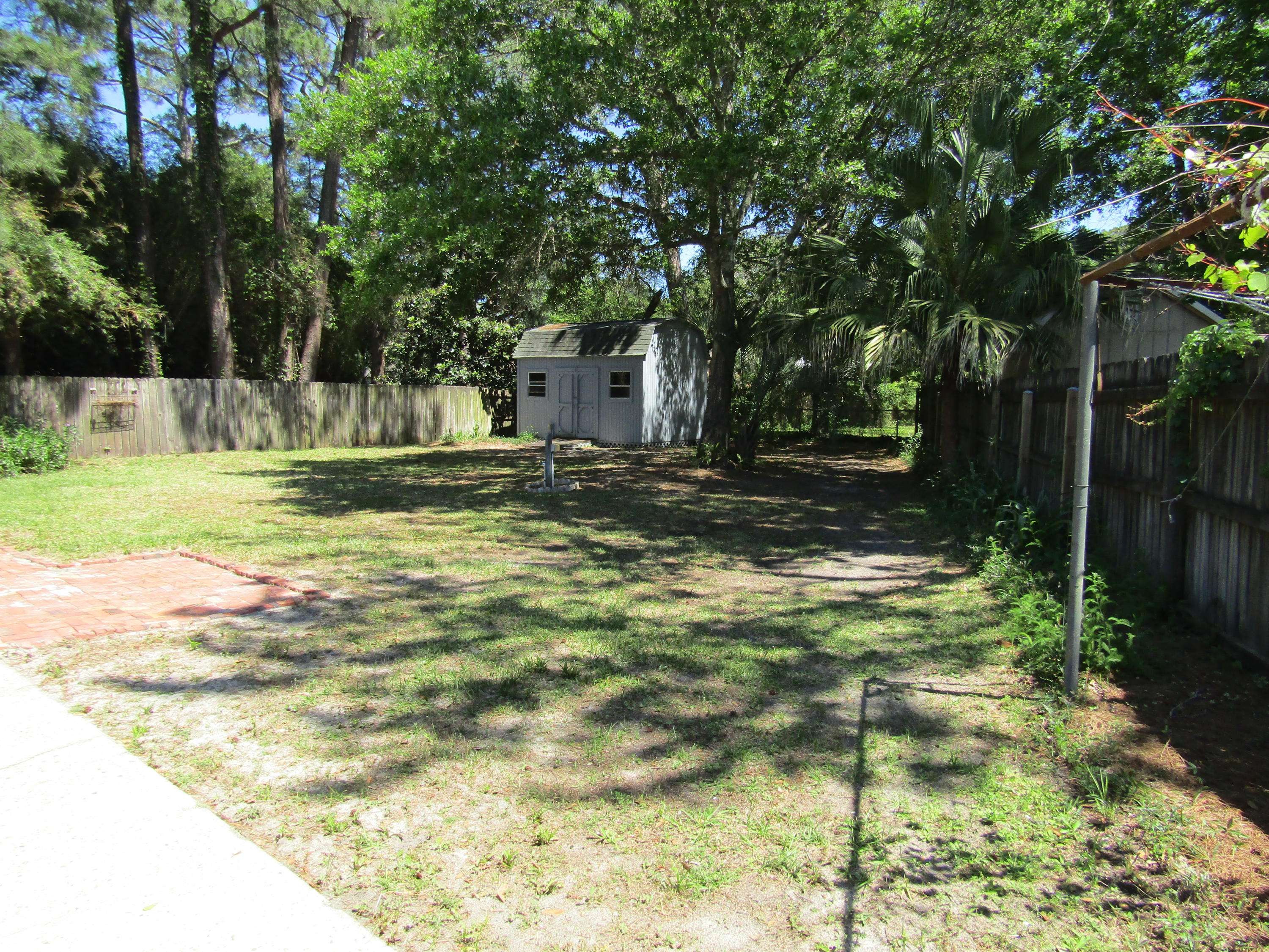 Mary Esther, FL 32569,22 Mary Esther Drive