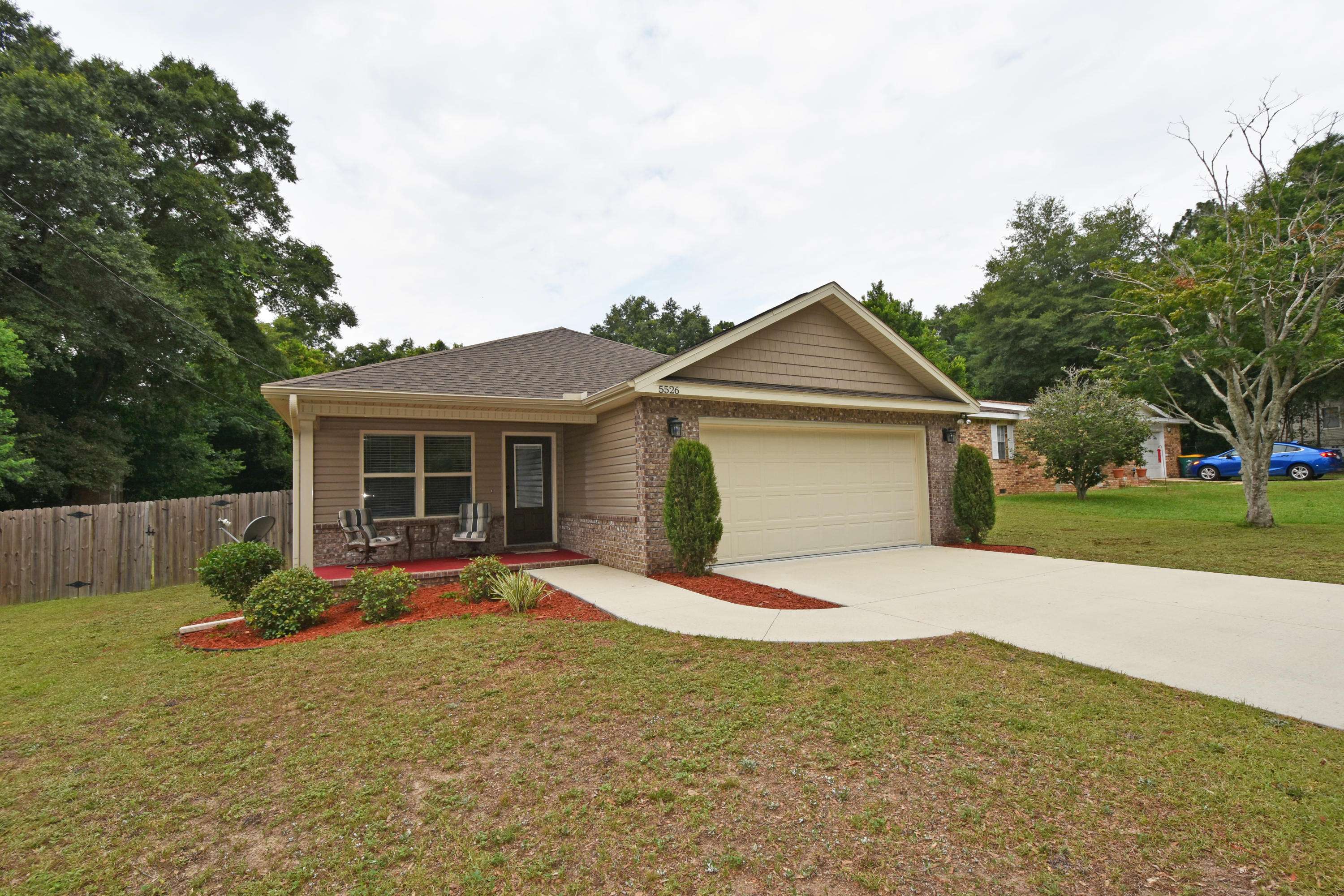 Crestview, FL 32539,5526 Poinsetta Street