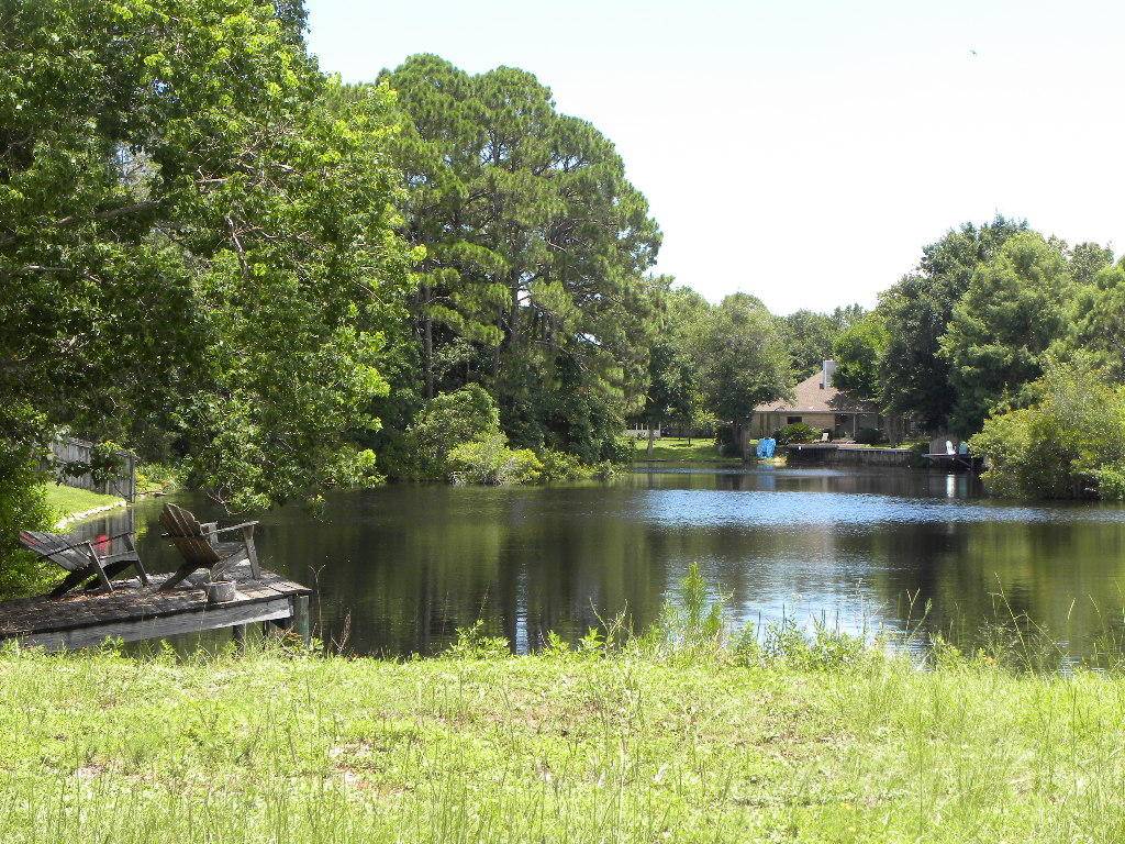 Mary Esther, FL 32569,11 Ridgelake Drive