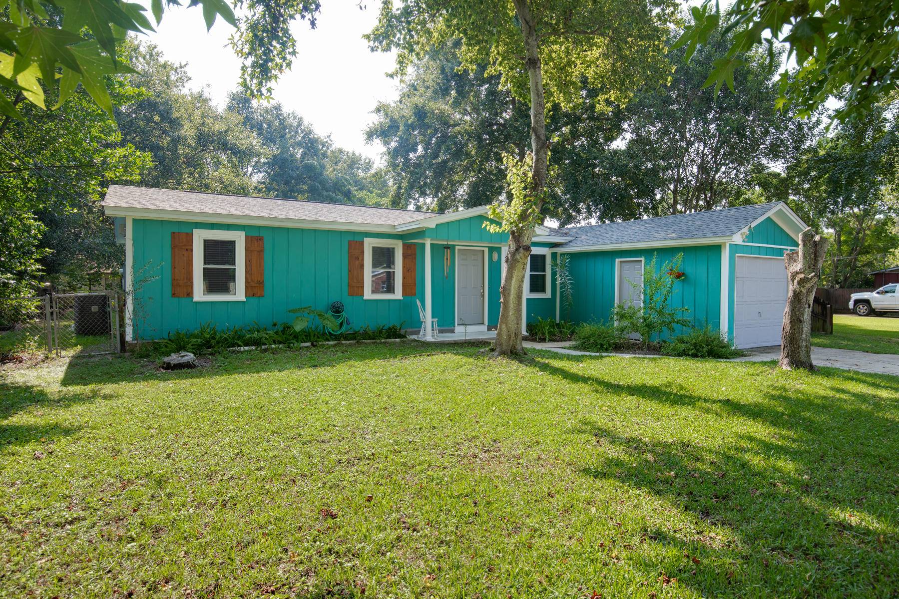 Mary Esther, FL 32569,321 Woodland Avenue