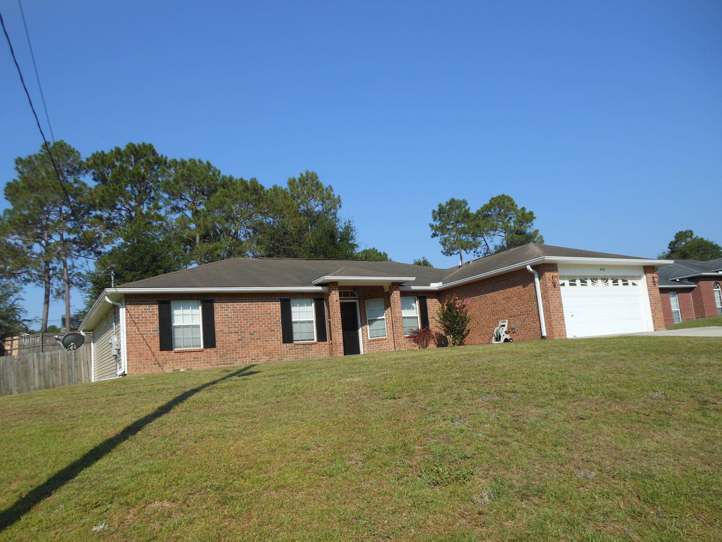 Crestview, FL 32536,423 Hatchee Drive