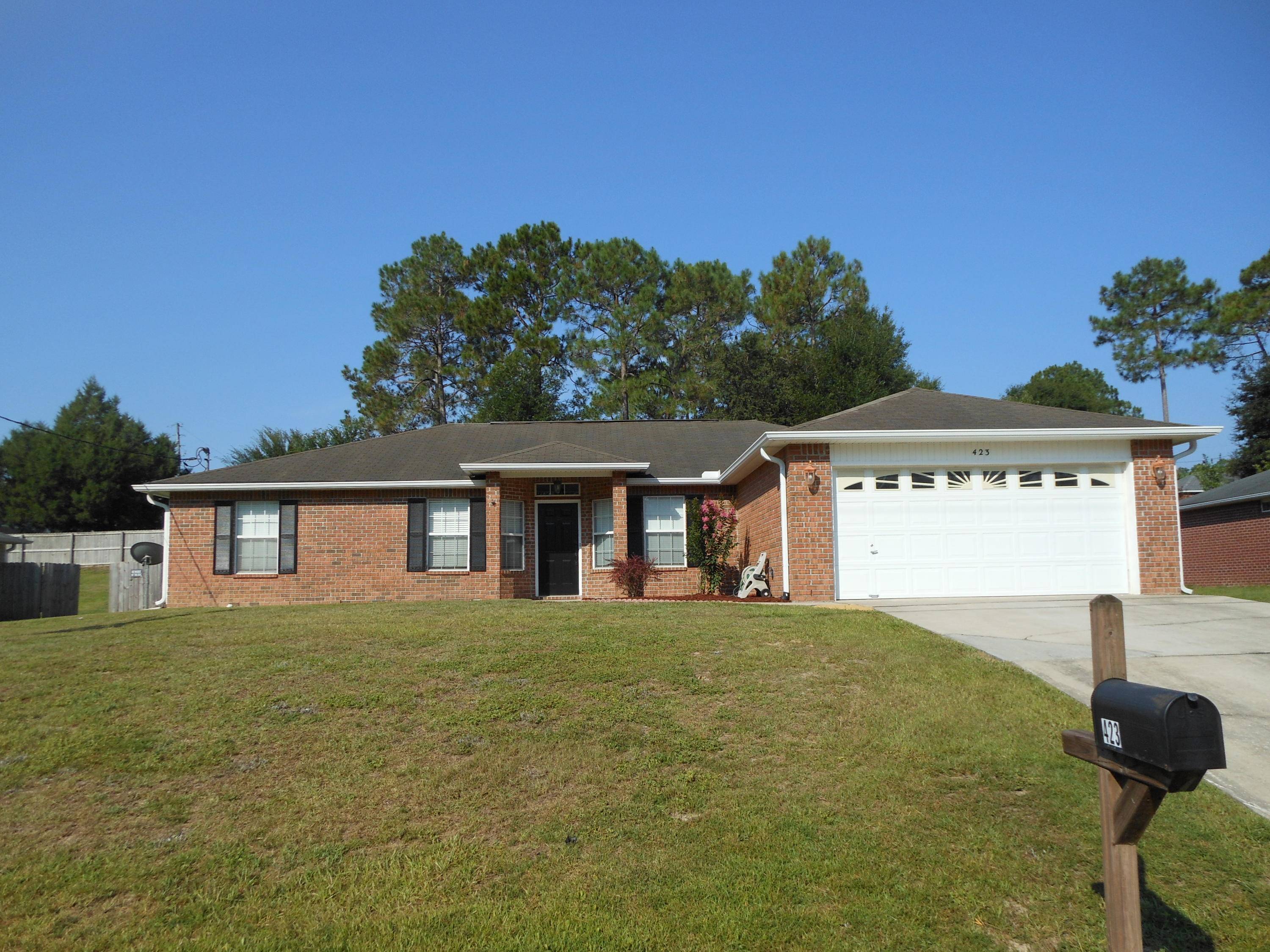 Crestview, FL 32536,423 Hatchee Drive