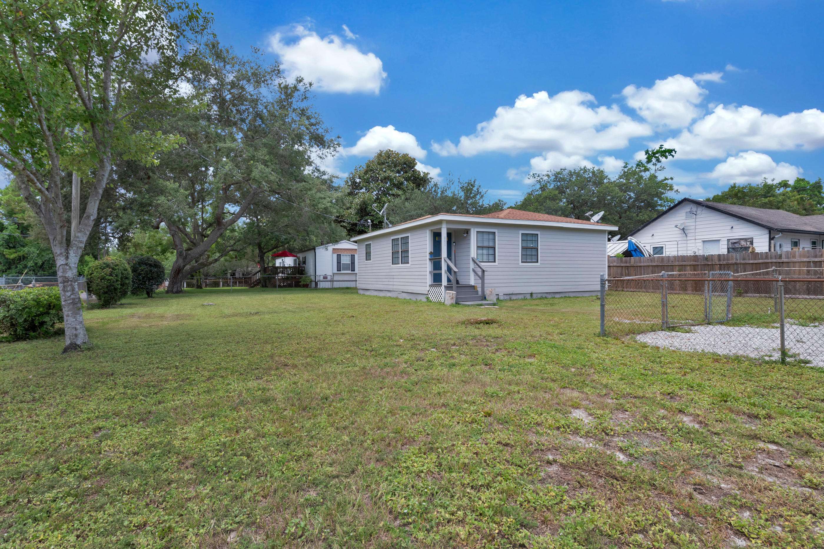 Mary Esther, FL 32569,801 Hilltop Road