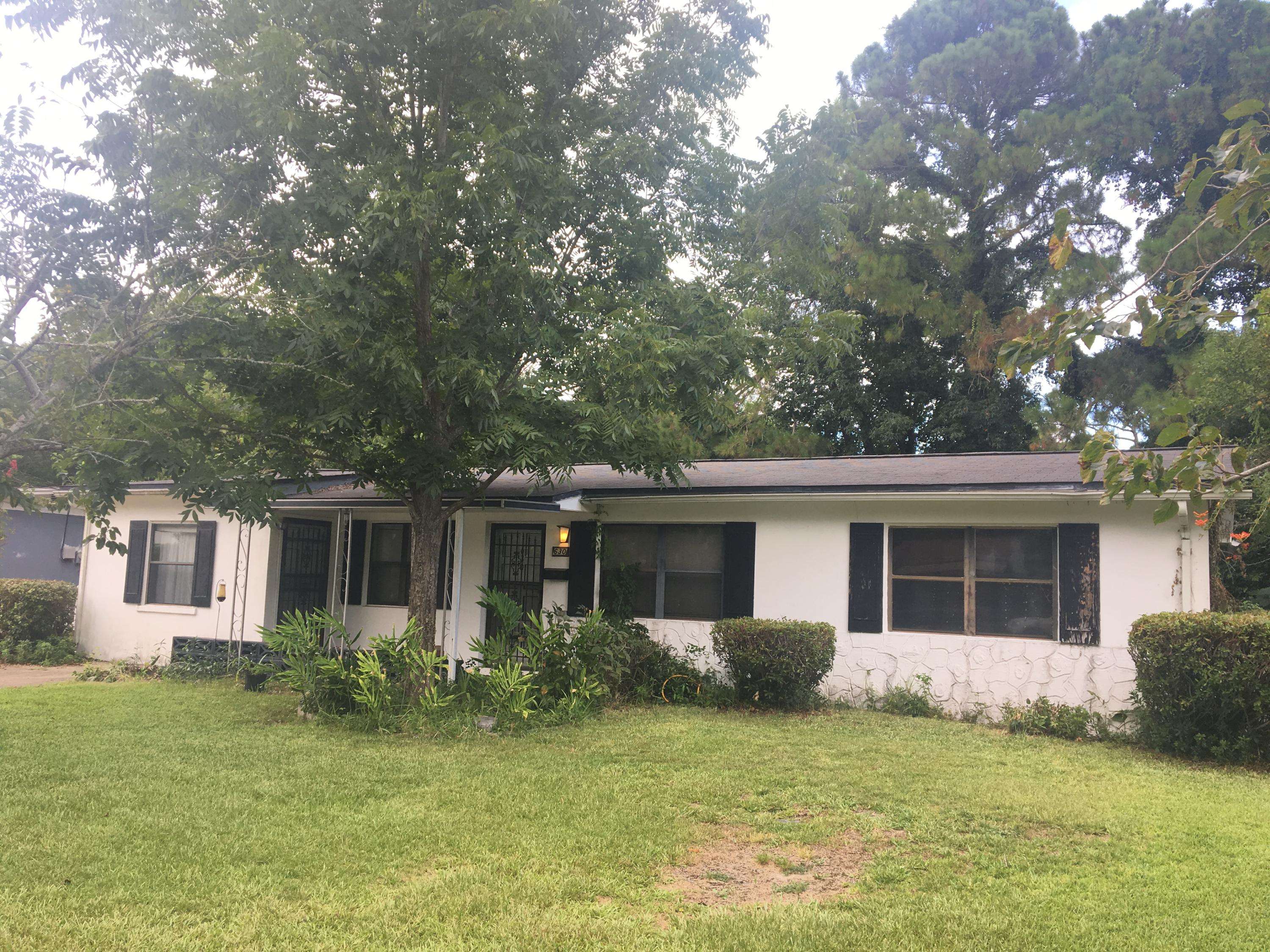 Mary Esther, FL 32569,630 Bryn Mawr Boulevard