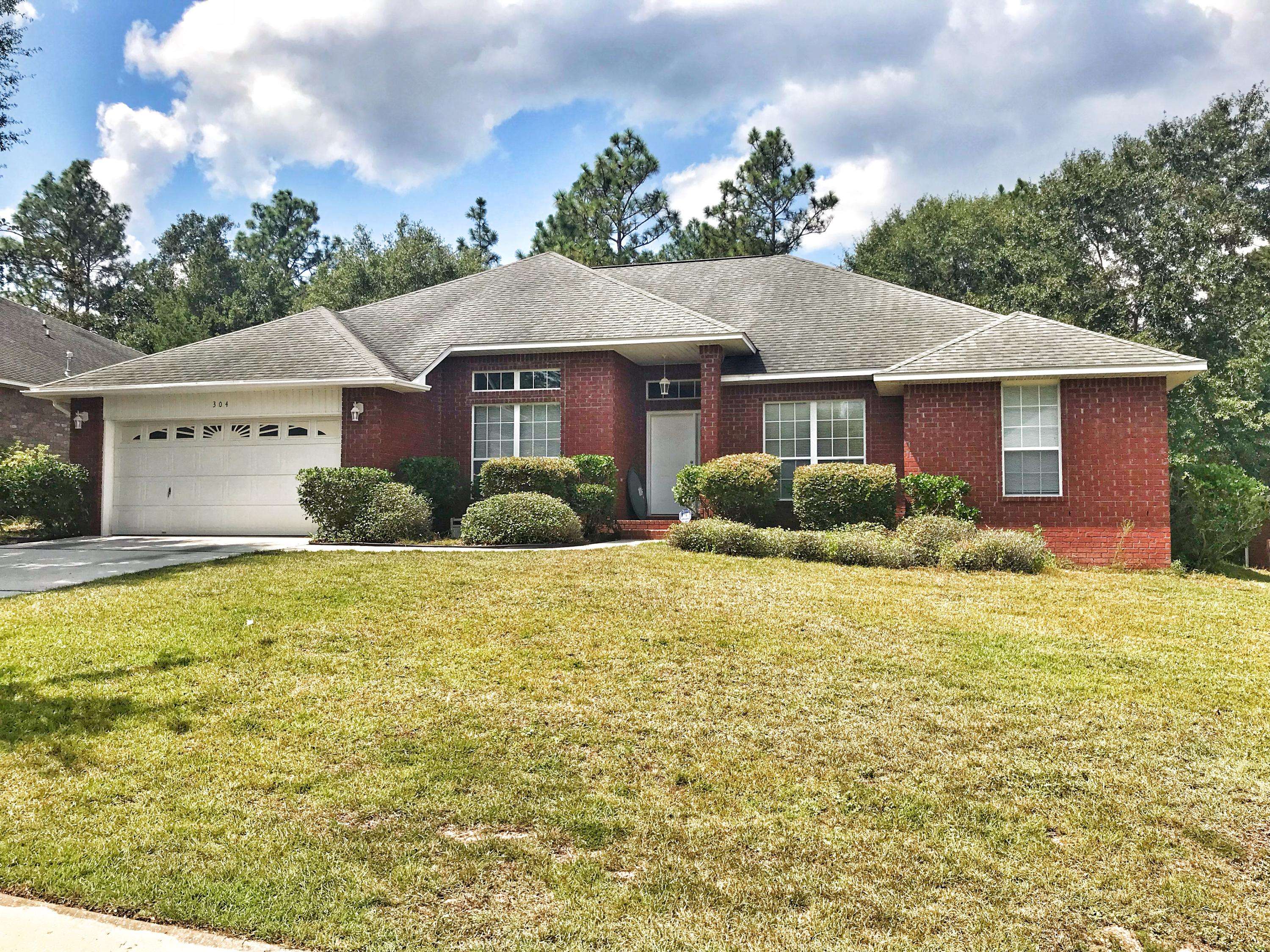 Crestview, FL 32536,304 Grey Fox Circle