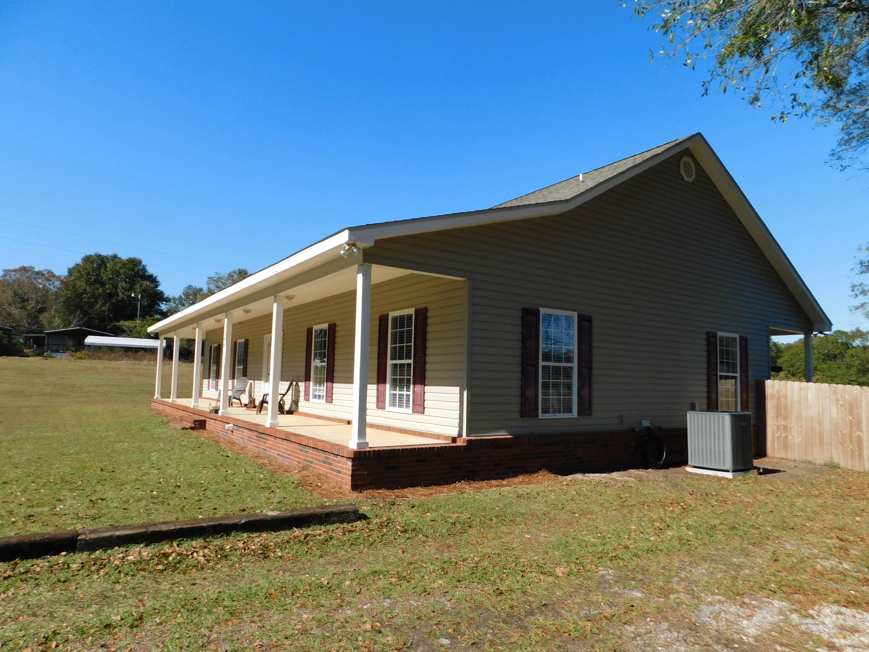 Baker, FL 32531,1425 DAN BARNES Road