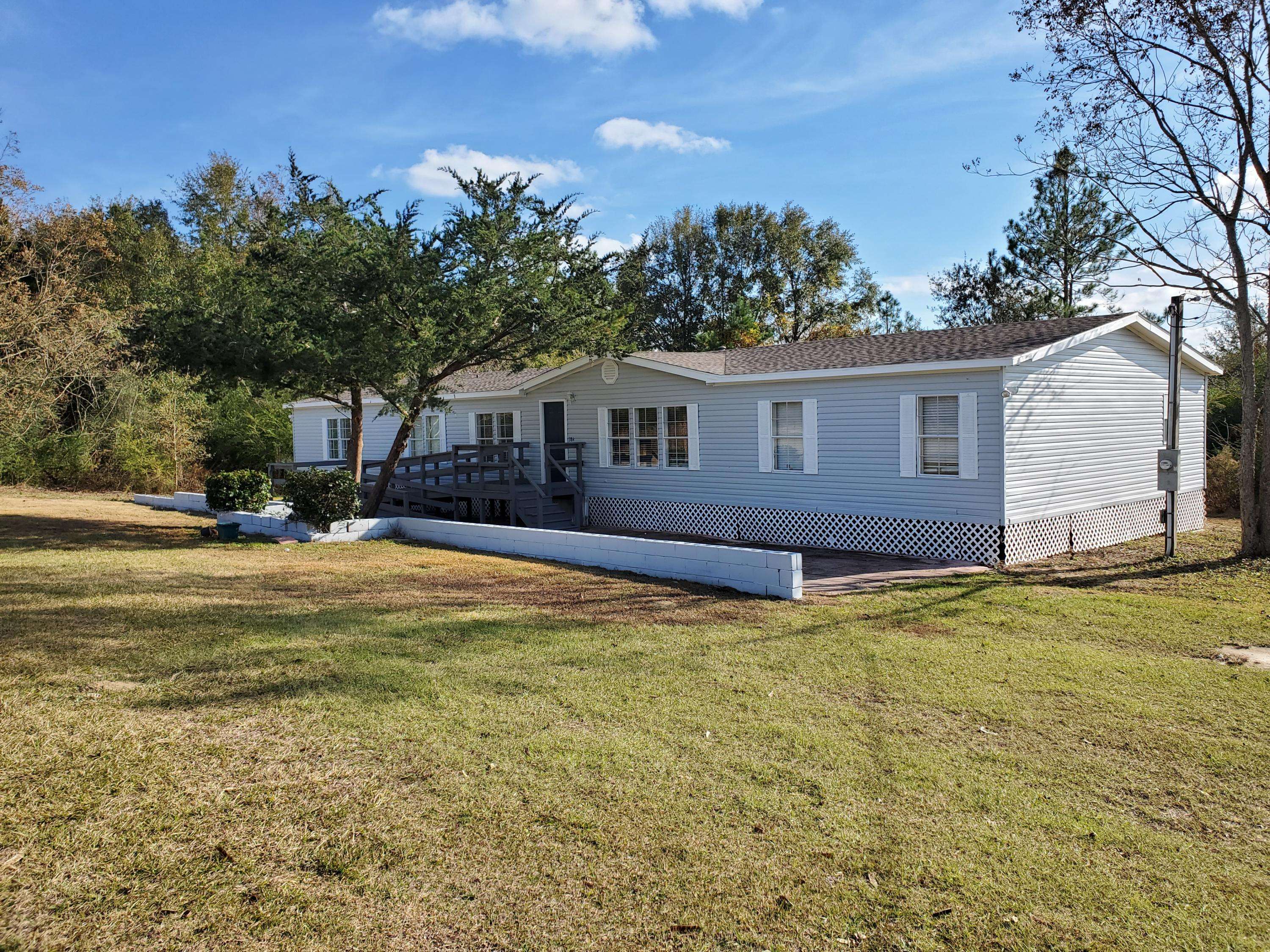 Holt, FL 32564,384 Richman Road