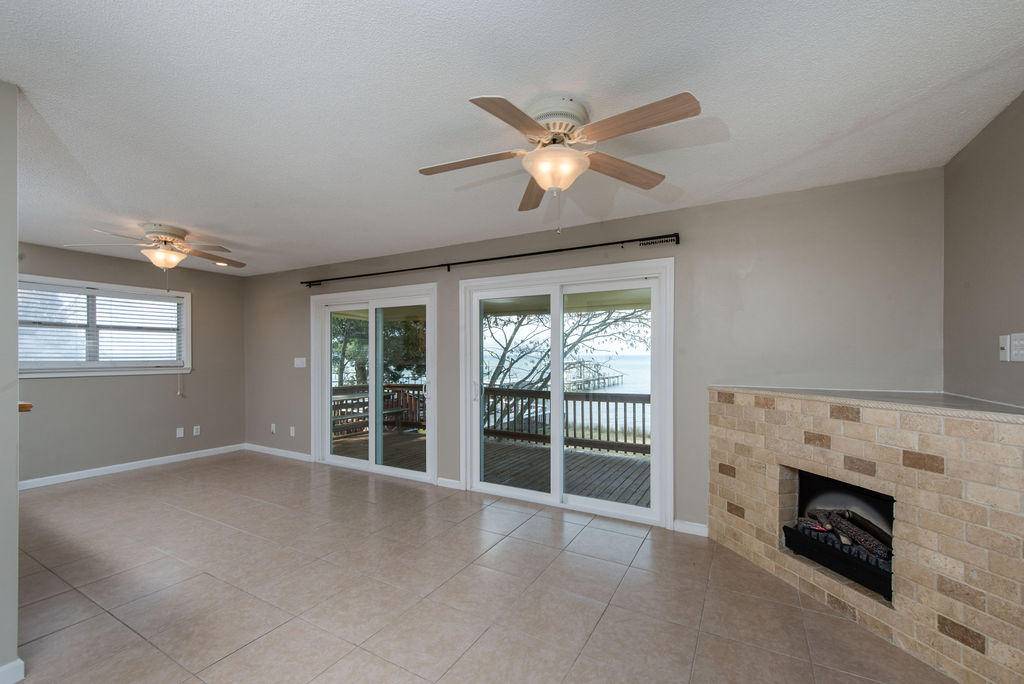 Gulf Breeze, FL 32563,6344 E Bay Boulevard